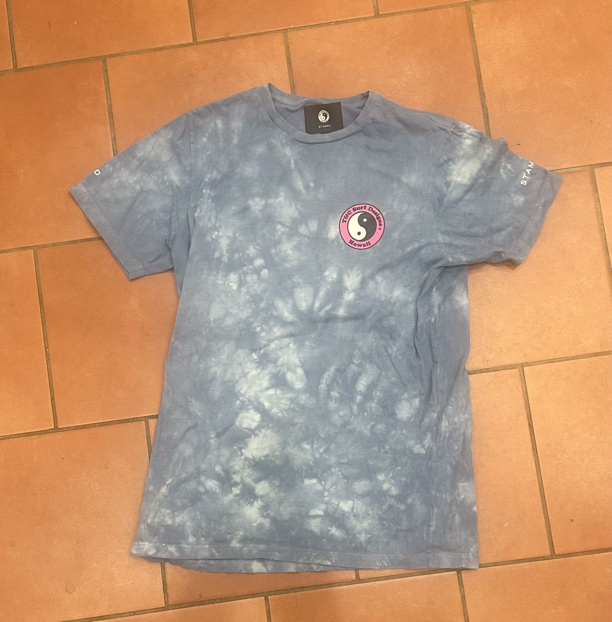 Stampd Tie Dye T&C Surf t-shirt Size US L / EU 52-54 / 3 - 1 Thumbnail