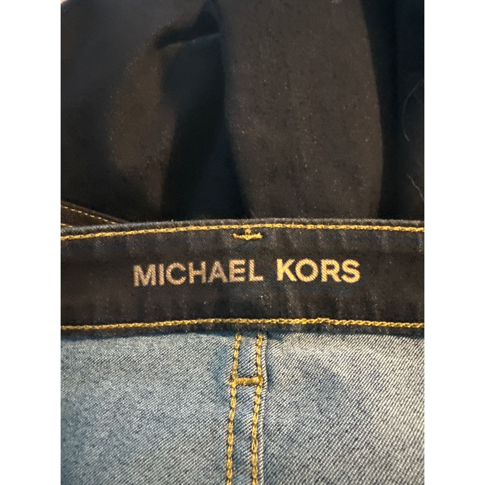 Michael Kors Michael Kors dark wash blue cropped skinny jeans size 10 Size 32" / US 10 / IT 46 - 3 Thumbnail