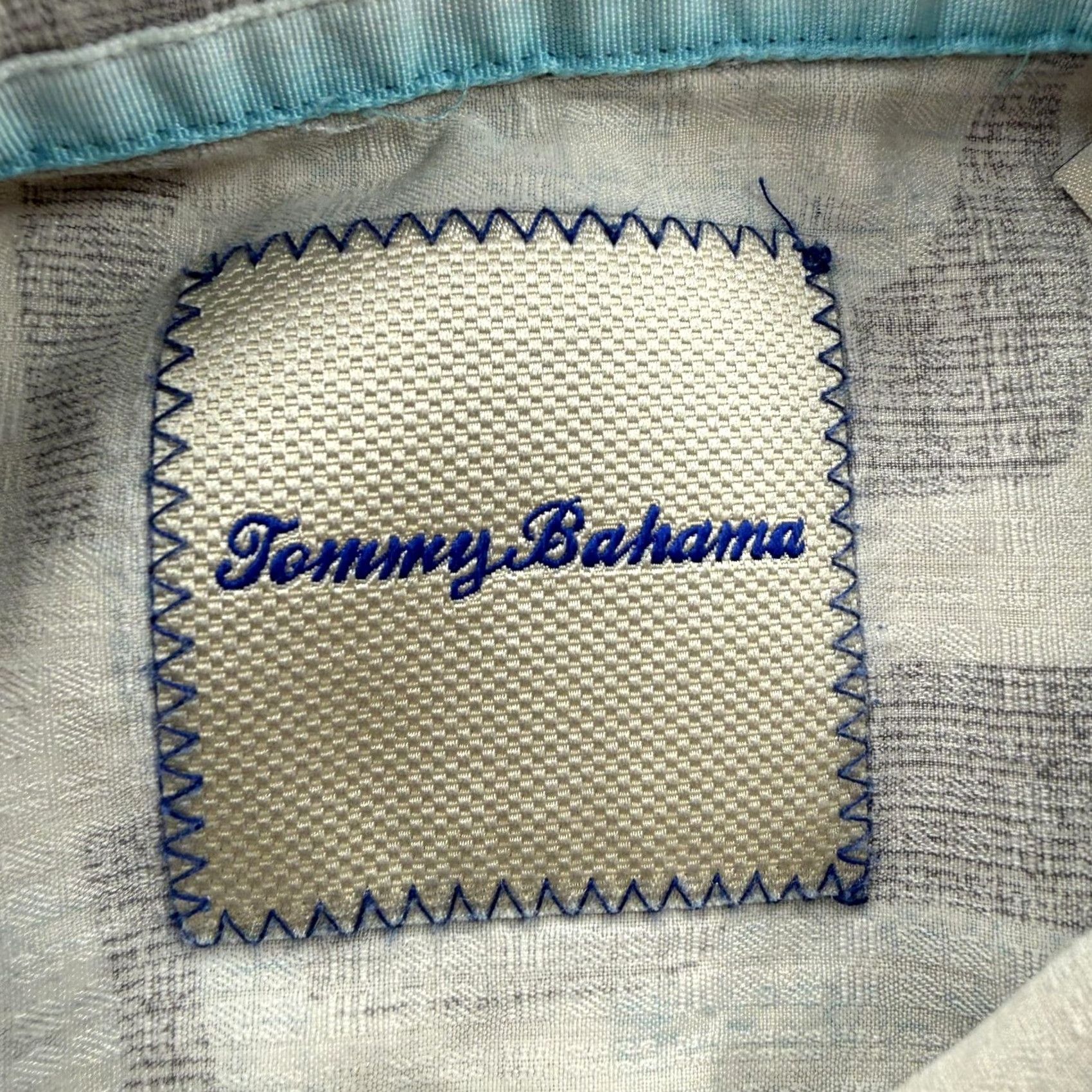 Tommy Bahama Tommy Bahama Shirt Mens Medium Gray Geometric 100% Silk Short Sleeve Button Up Size US M / EU 48-50 / 2 - 3 Thumbnail