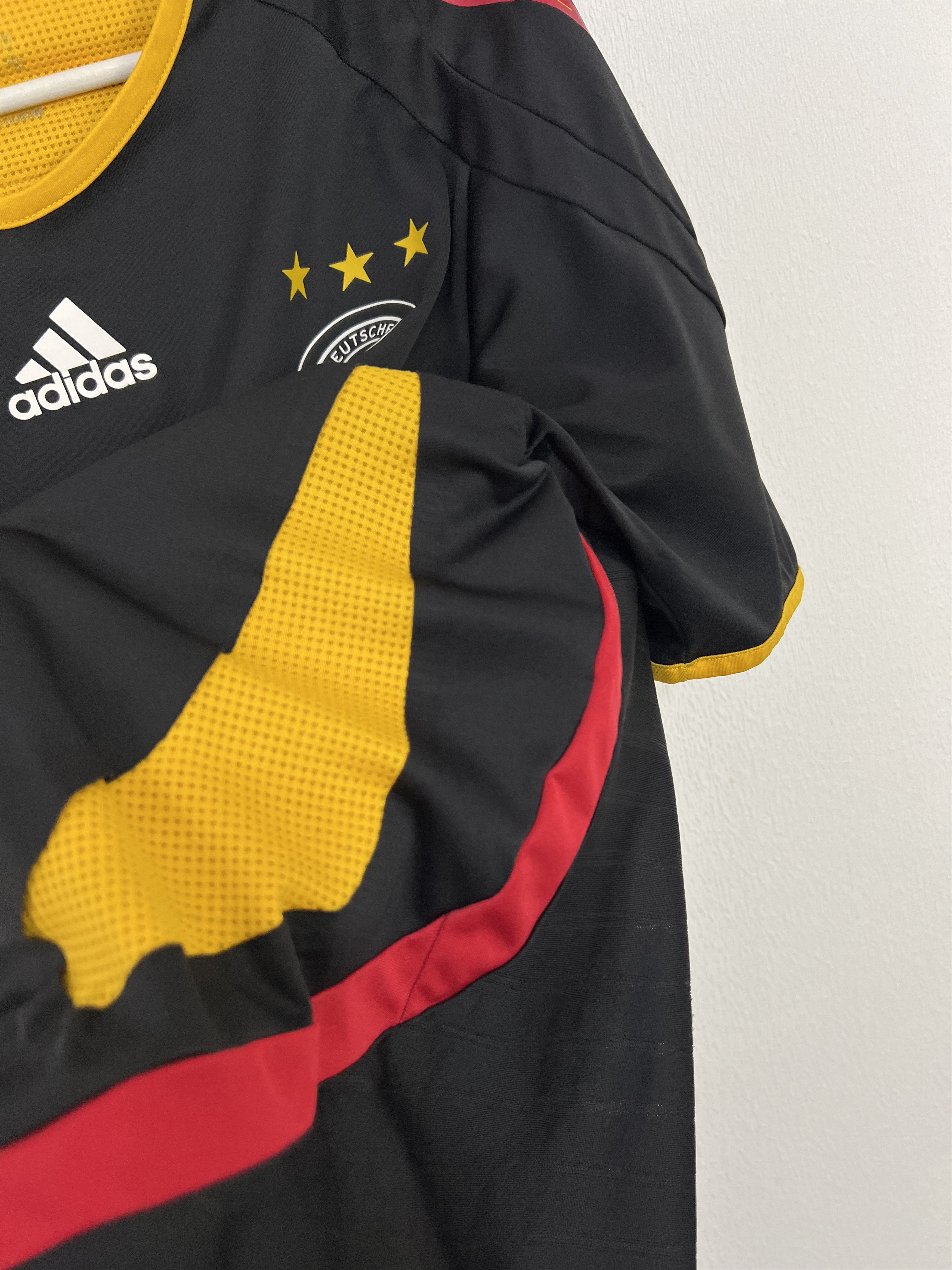 Adidas Vintage Adidas Germany Player Issue Football Train Shirt Size US L / EU 52-54 / 3 - 6 Thumbnail