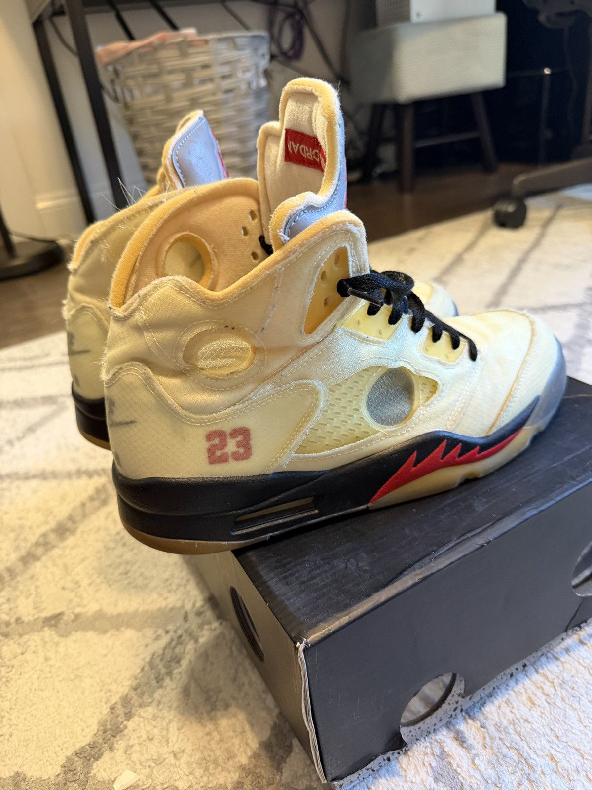 Jordan Brand × Off-White Off white Jordan 5 sail Size US 11 / EU 44 - 12 Thumbnail
