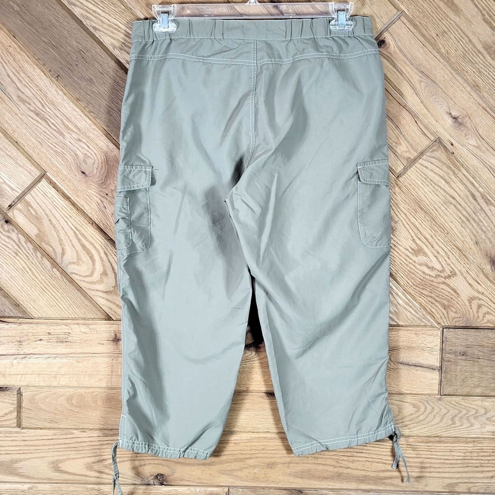 Vintage White Sierra Cargo Capri Pants Womens L Nylon Beige Outdoor Hiking Backpacking Medical Boots? Size 36" / US 14 / IT 50 - 2 Thumbnail