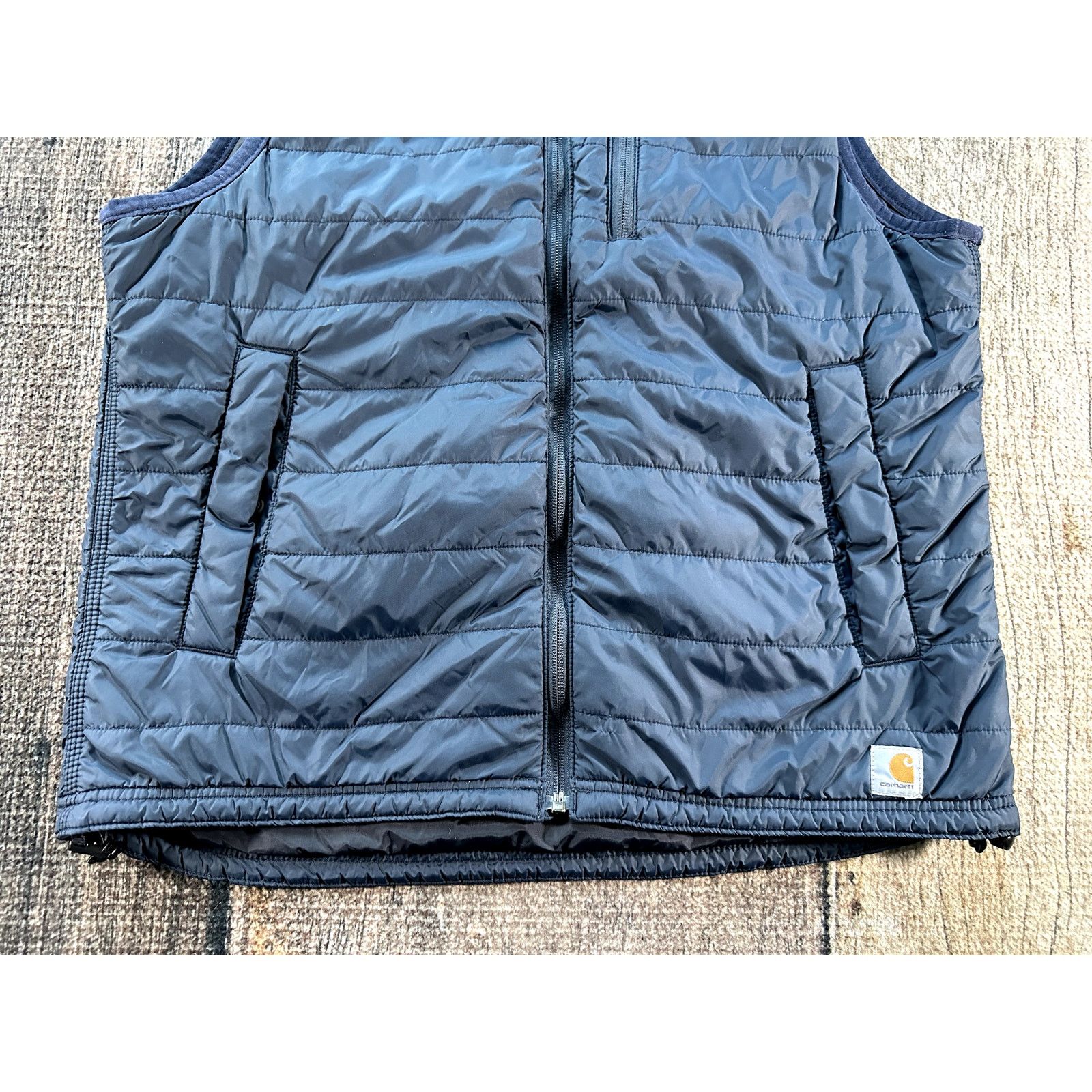 Carhartt Carhartt Gilliam Rain Defender Puffer Vest Womens Med 8 - 10 Size M / US 6-8 / IT 42-44 - 4 Thumbnail