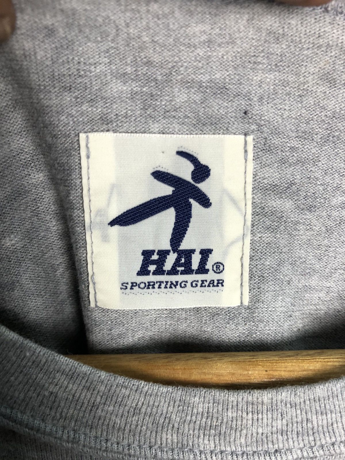 Hai Sporting Gear Crazy Vintage Hai Sporting Gear Tshirt Size US L / EU 52-54 / 3 - 11 Thumbnail
