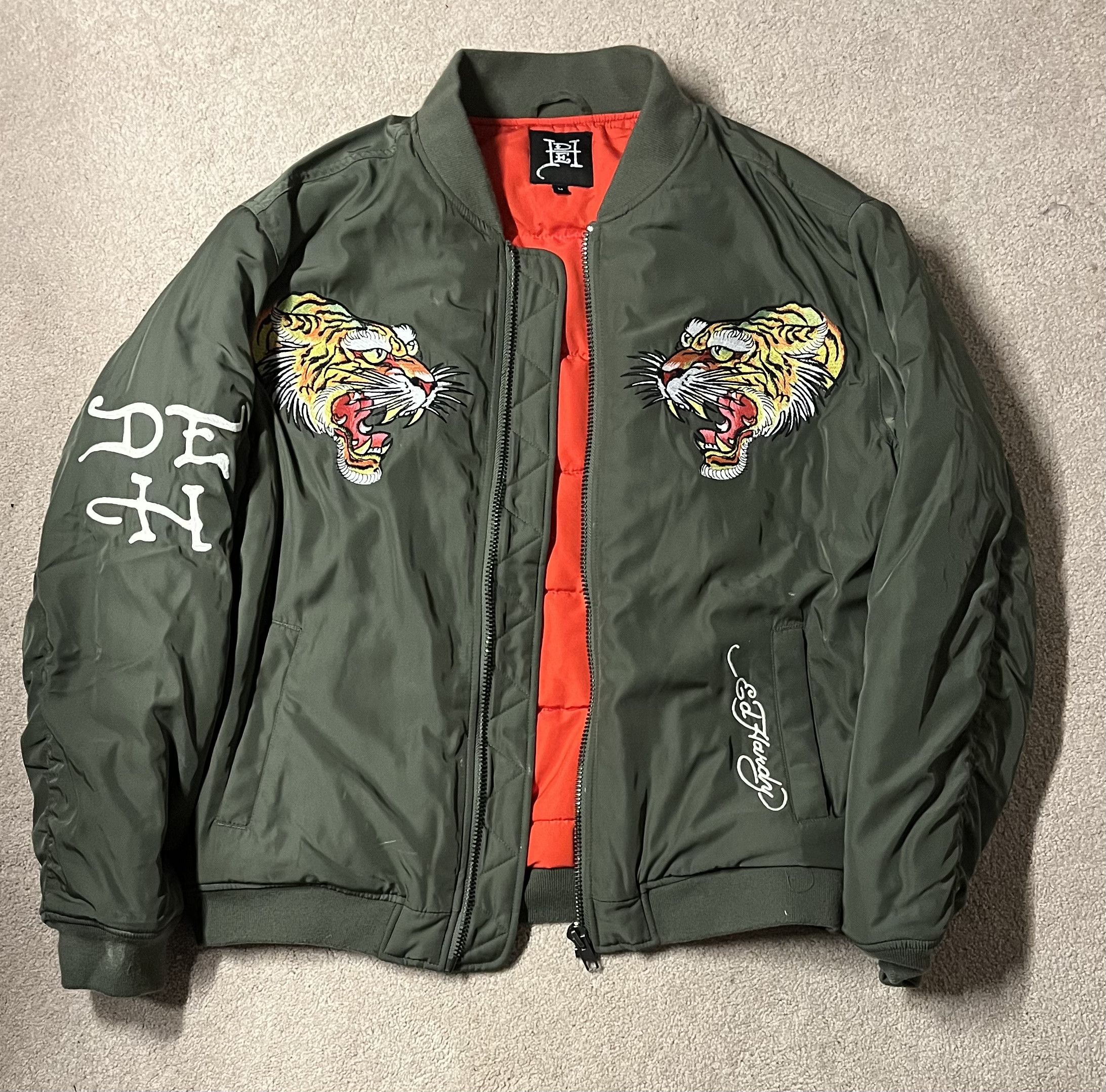Ed Hardy NYC SKULL BOMBER JACKET Size US M / EU 48-50 / 2 - 1 Thumbnail