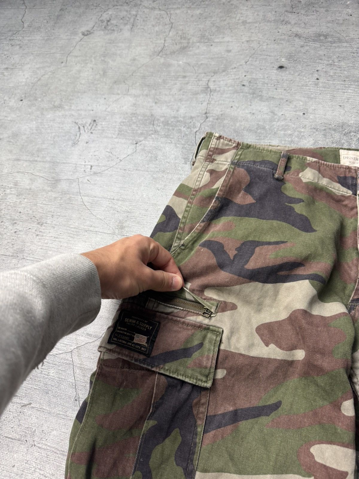Denim & Supply Ralph Lauren Denim & Supply Ralph Lauren Distresed Military Cargo Pants Size US 33 - 9 Thumbnail
