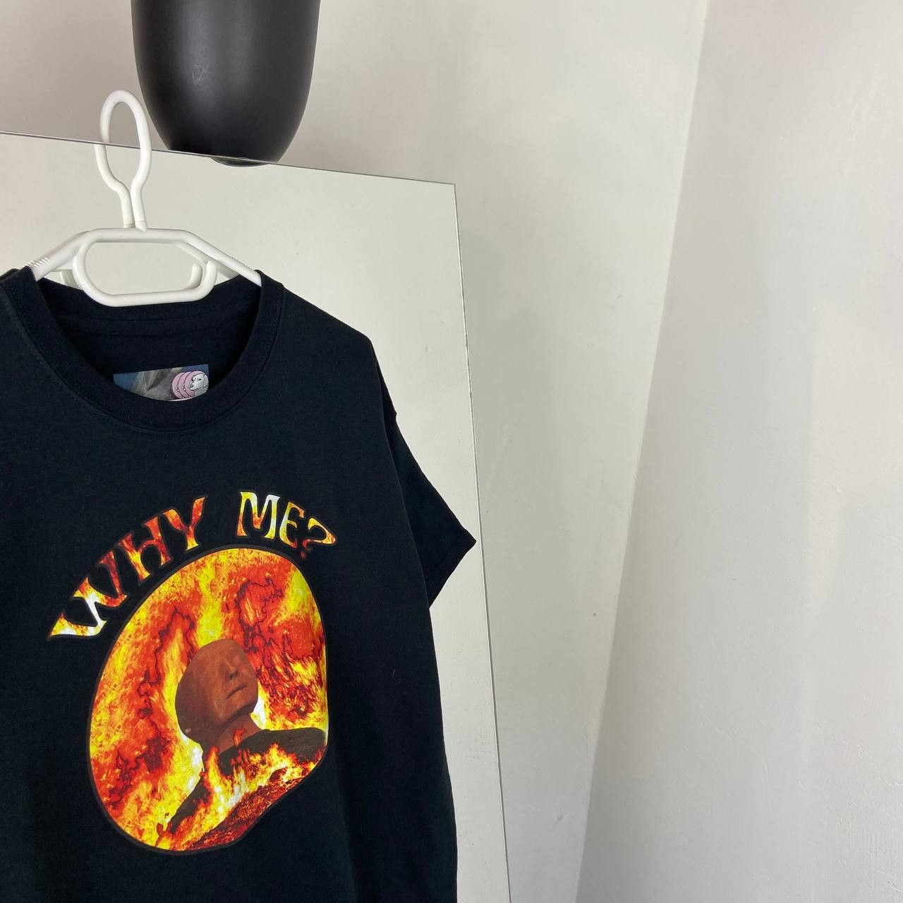 Vintage Humor "Why Me?" Burning Head T-Shirt Size US L / EU 52-54 / 3 - 2 Thumbnail