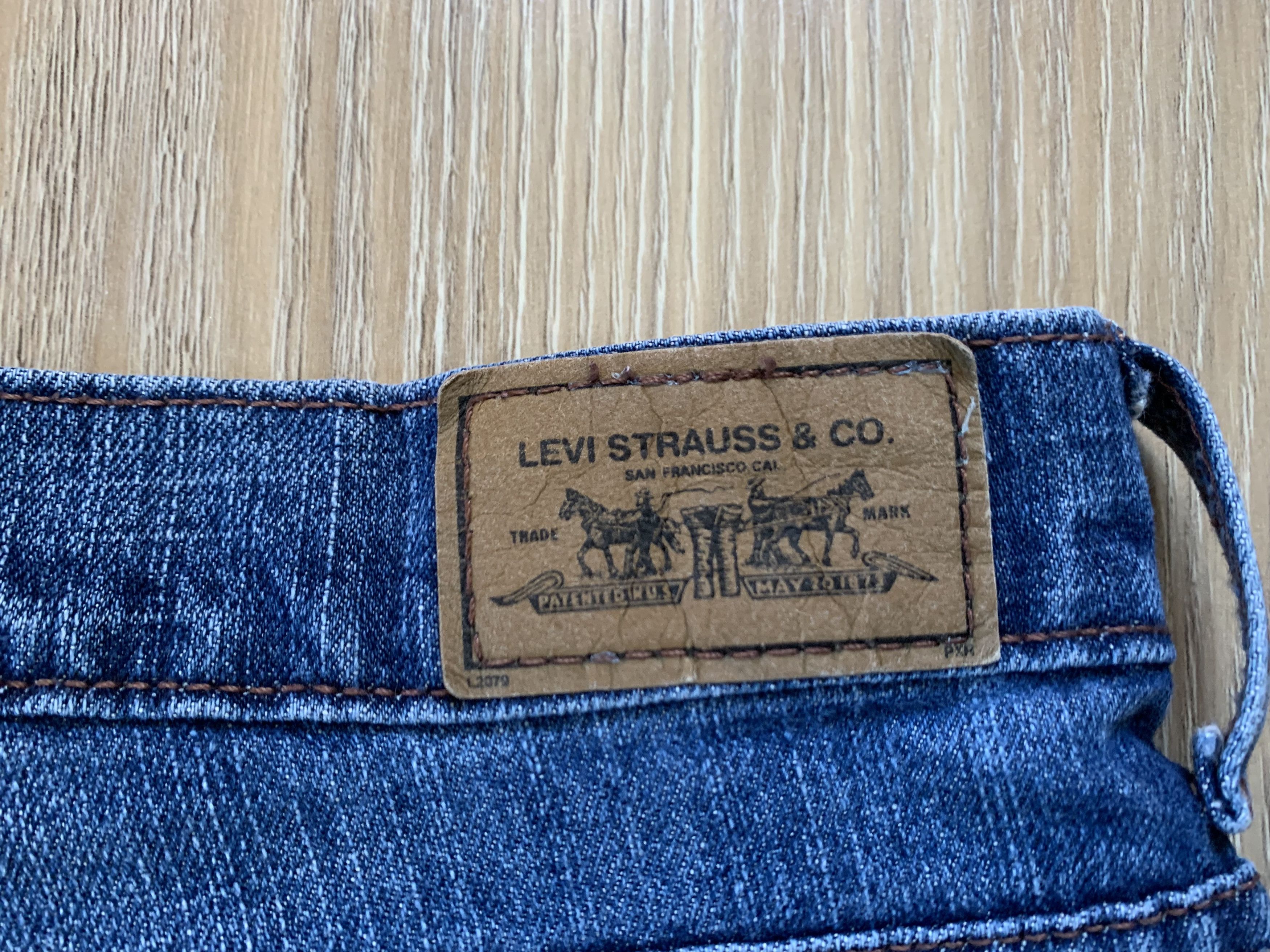 Levi's Levi’s 515 Bootcut Blue Wash Flare Denim Jeans Size US 31 - 7 Thumbnail