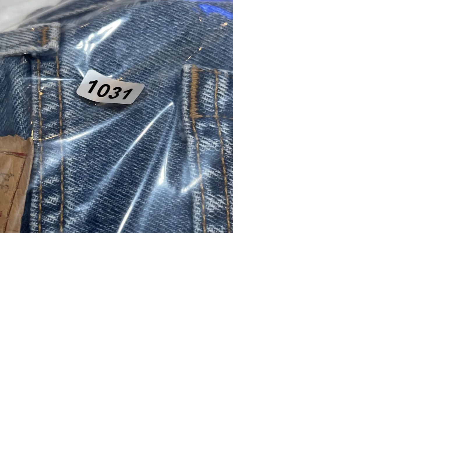 Levi's VINTAGE Levi's 501 Jeans Men Regular Fit Stamp Button Fly Blue 90s USA 38x34 33x34 (Adjusted to include key details) Size US 36 / EU 52 - 11 Thumbnail