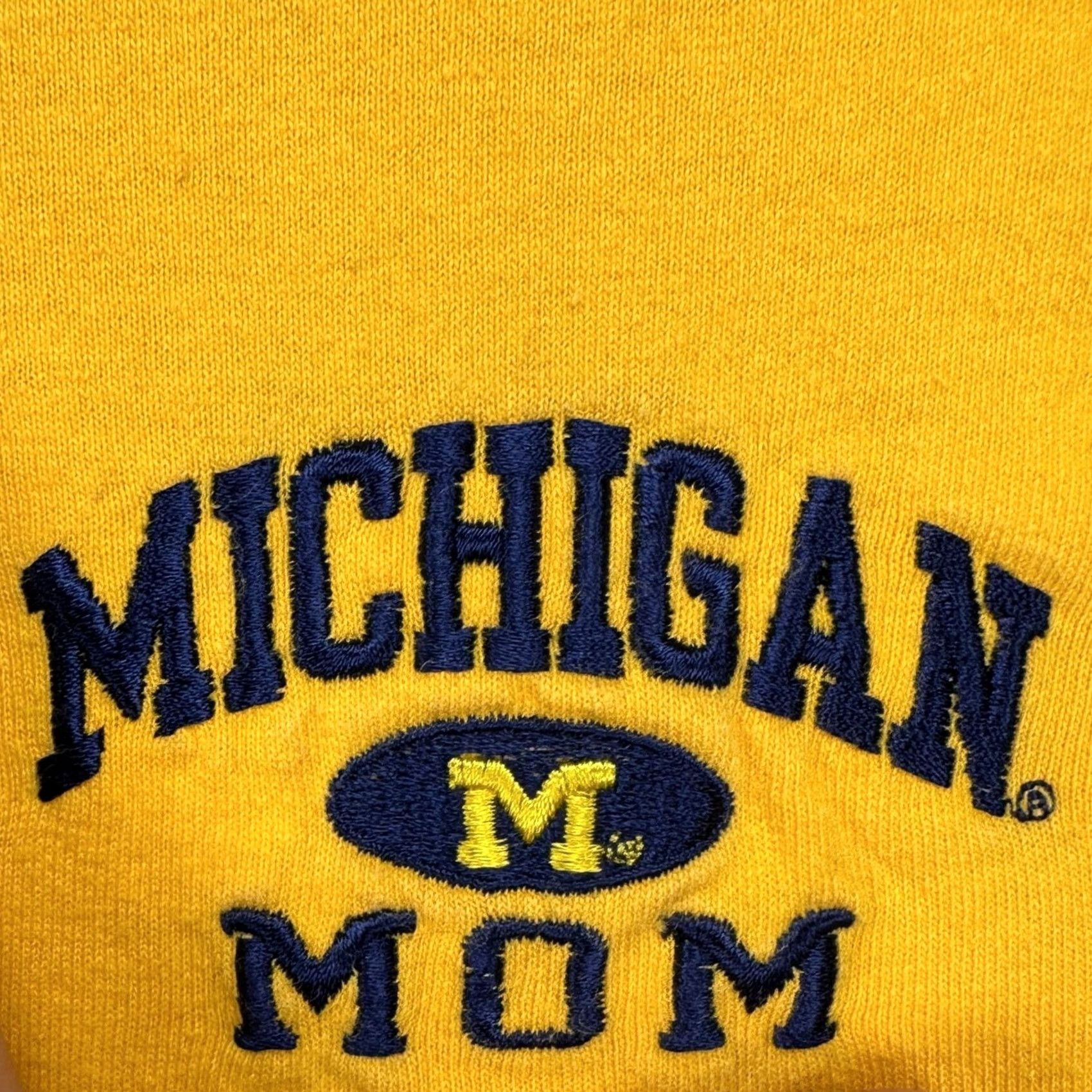 Vintage Michigan Mom T-Shirt XL Yellow Short Sleeve Crew Neck Cotton Steve & Barry's Mens Tee Size US XL / EU 56 / 4 - 5 Thumbnail