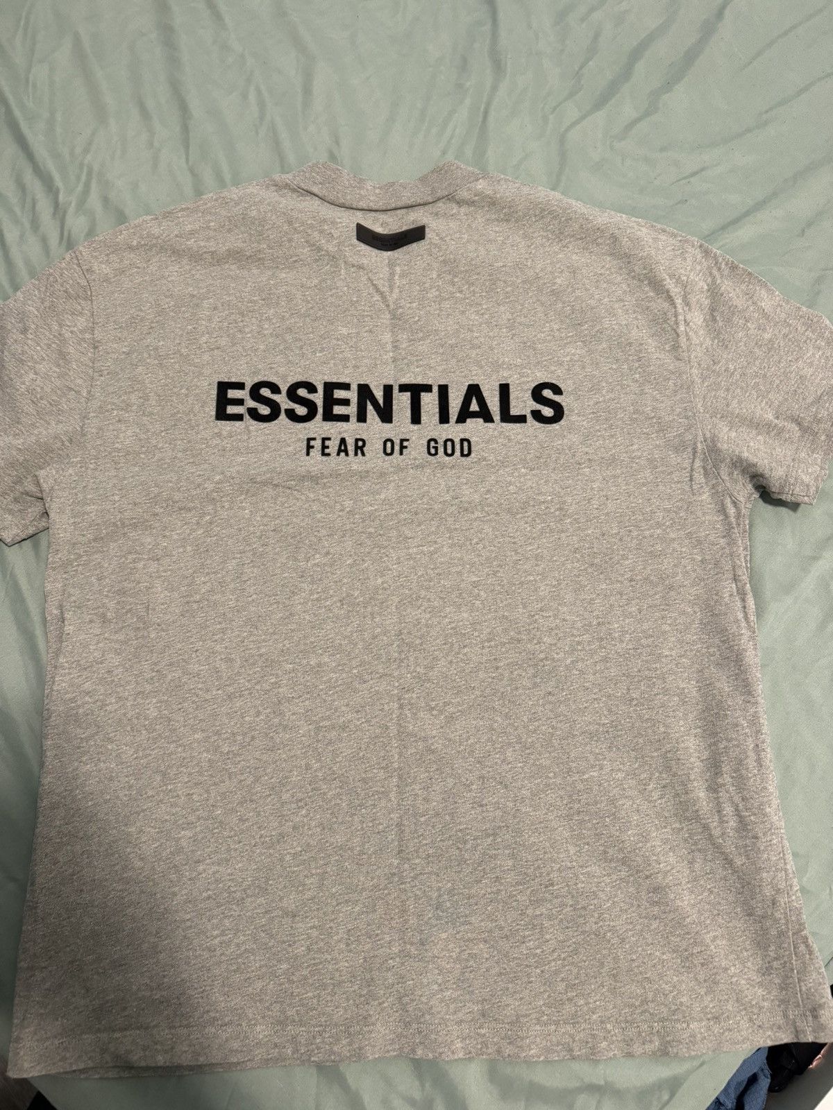 Essentials Essentials grey T-shirt M Size US M / EU 48-50 / 2 - 5 Thumbnail