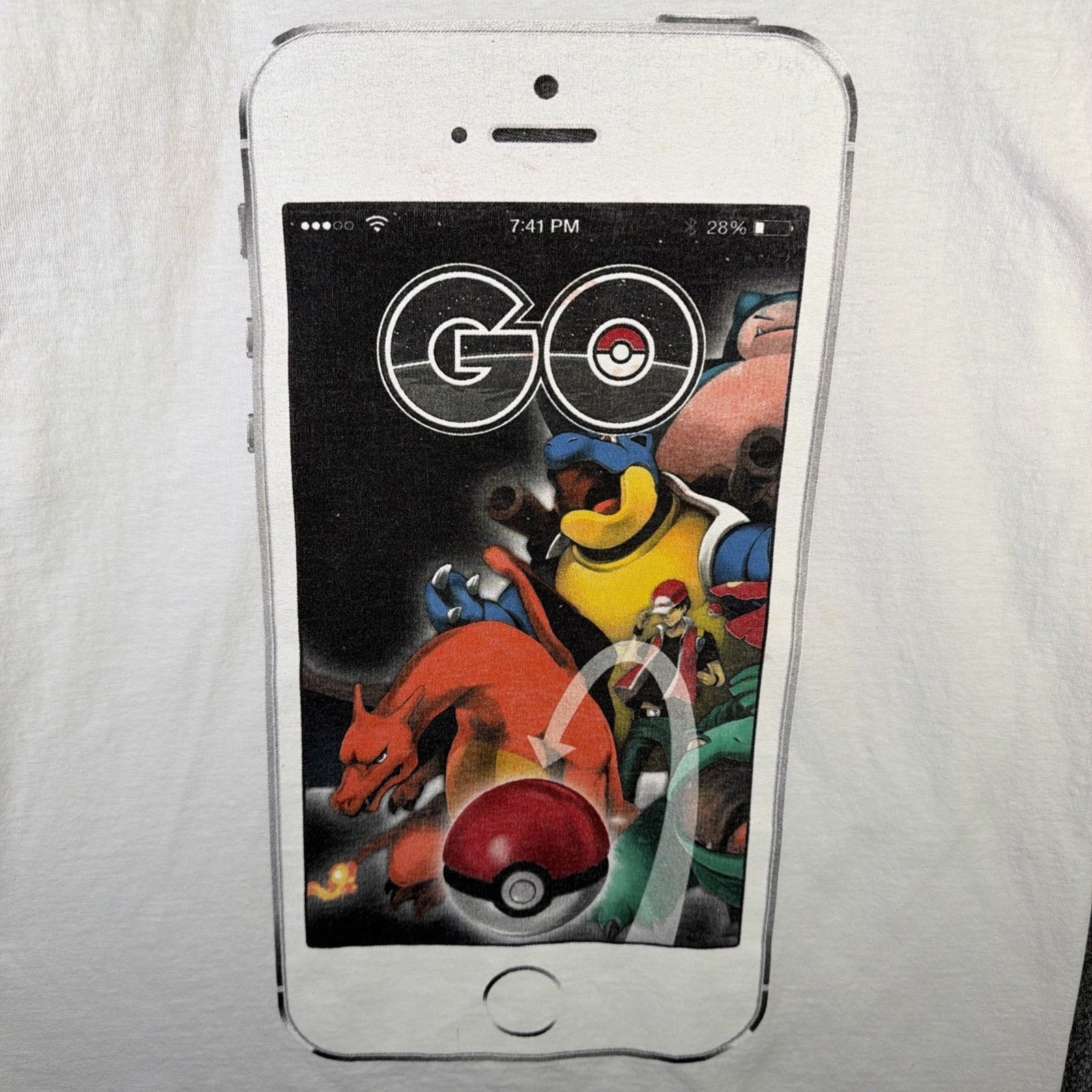 Pokemon Pokemon Go Shirt Mens Medium White Charizard Phone Cartoon Size US M / EU 48-50 / 2 - 2 Thumbnail
