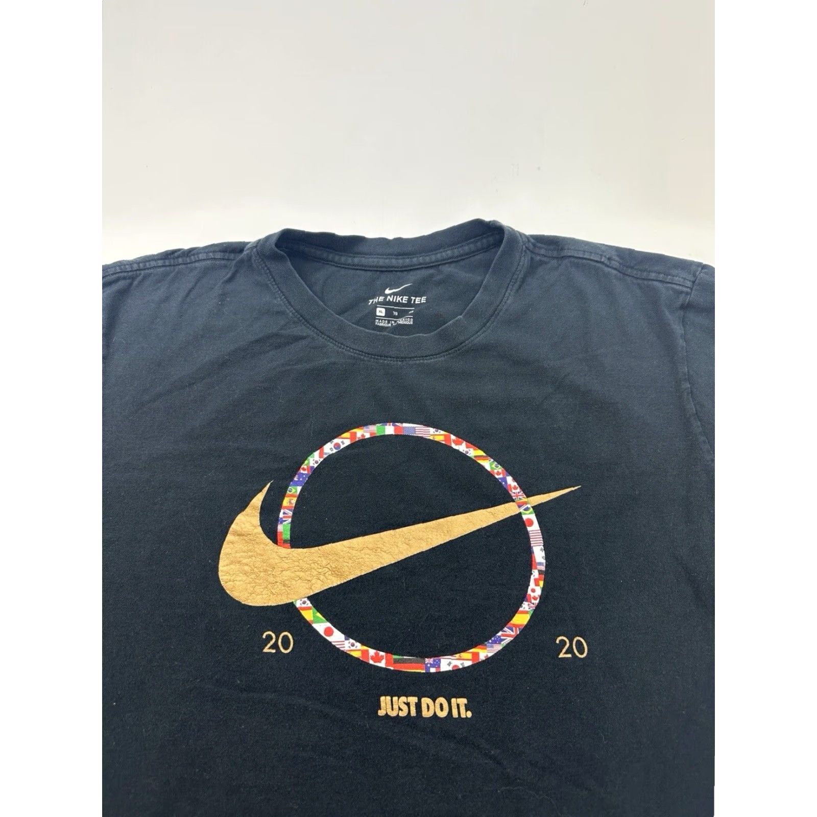 Nike Nike Men's XL T-Shirt Black Gold Swoosh 2020 Olympics World Cup Flags Graphic Tee Size US XL / EU 56 / 4 - 2 Thumbnail