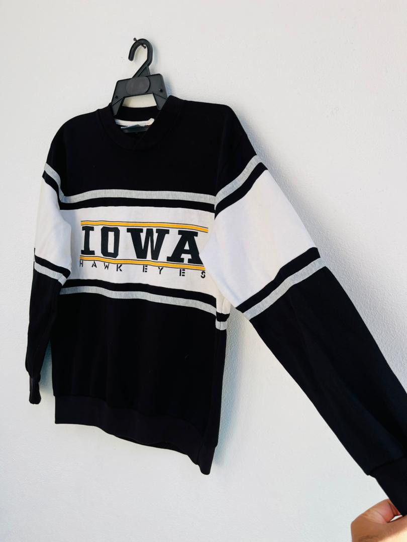 Japanese Brand × Vintage Vintage Iowa Hawkeyes Streetwear Fashion Style Size US L / EU 52-54 / 3 - 4 Thumbnail