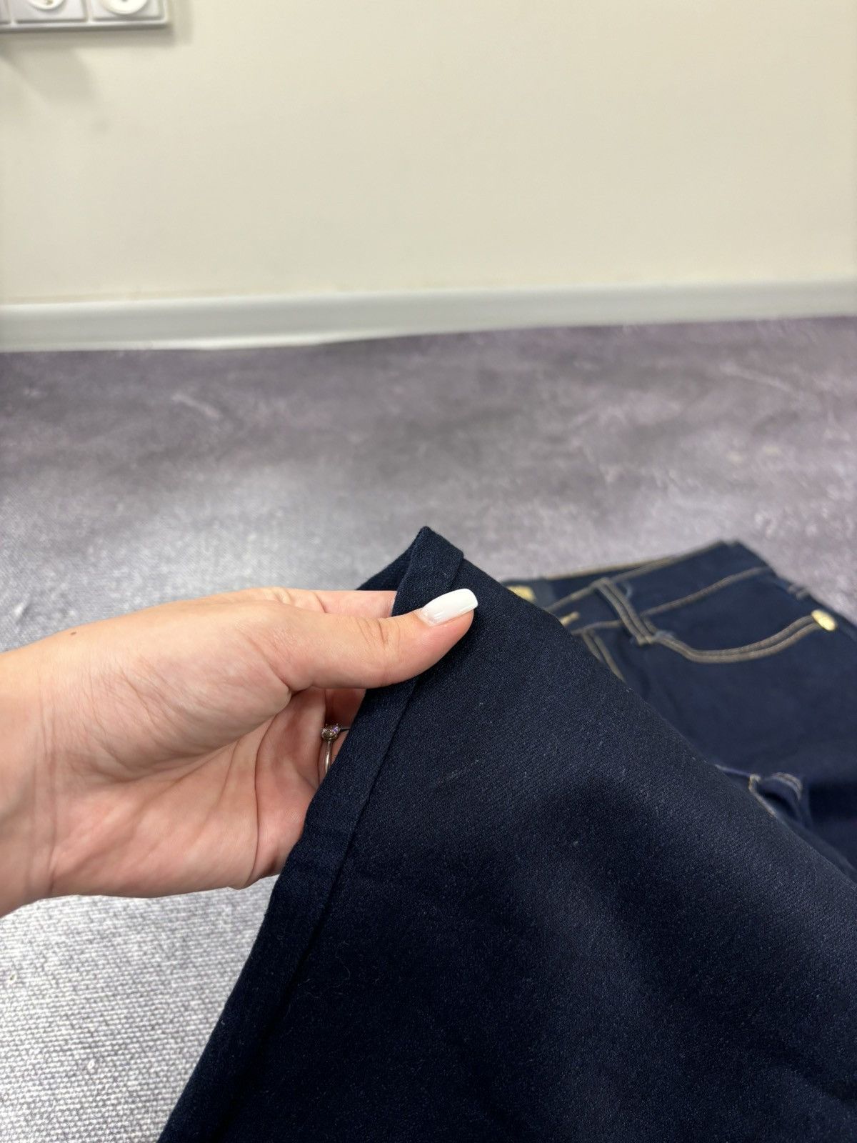 Cavalli Class Roberto Cavalli Class Women’s Rhinestones Navy Denim Jeans Size 26" / US 2 / IT 38 - 9 Thumbnail