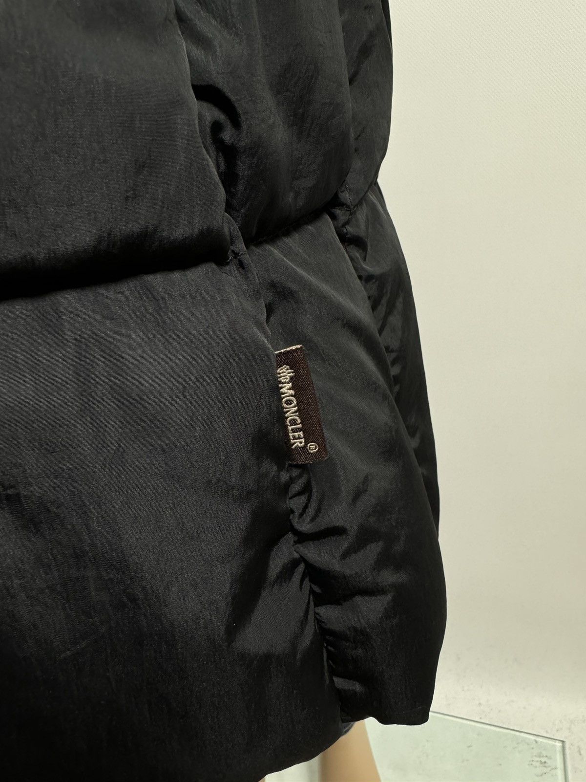 Moncler Moncler vintage black down long quilted puffer jacket M/L Size M / US 6-8 / IT 42-44 - 8 Thumbnail