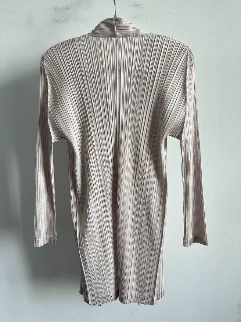 Issey Miyake Issey Miyake Pink pleated cardigan Size L / US 10 / IT 46 - 2 Thumbnail