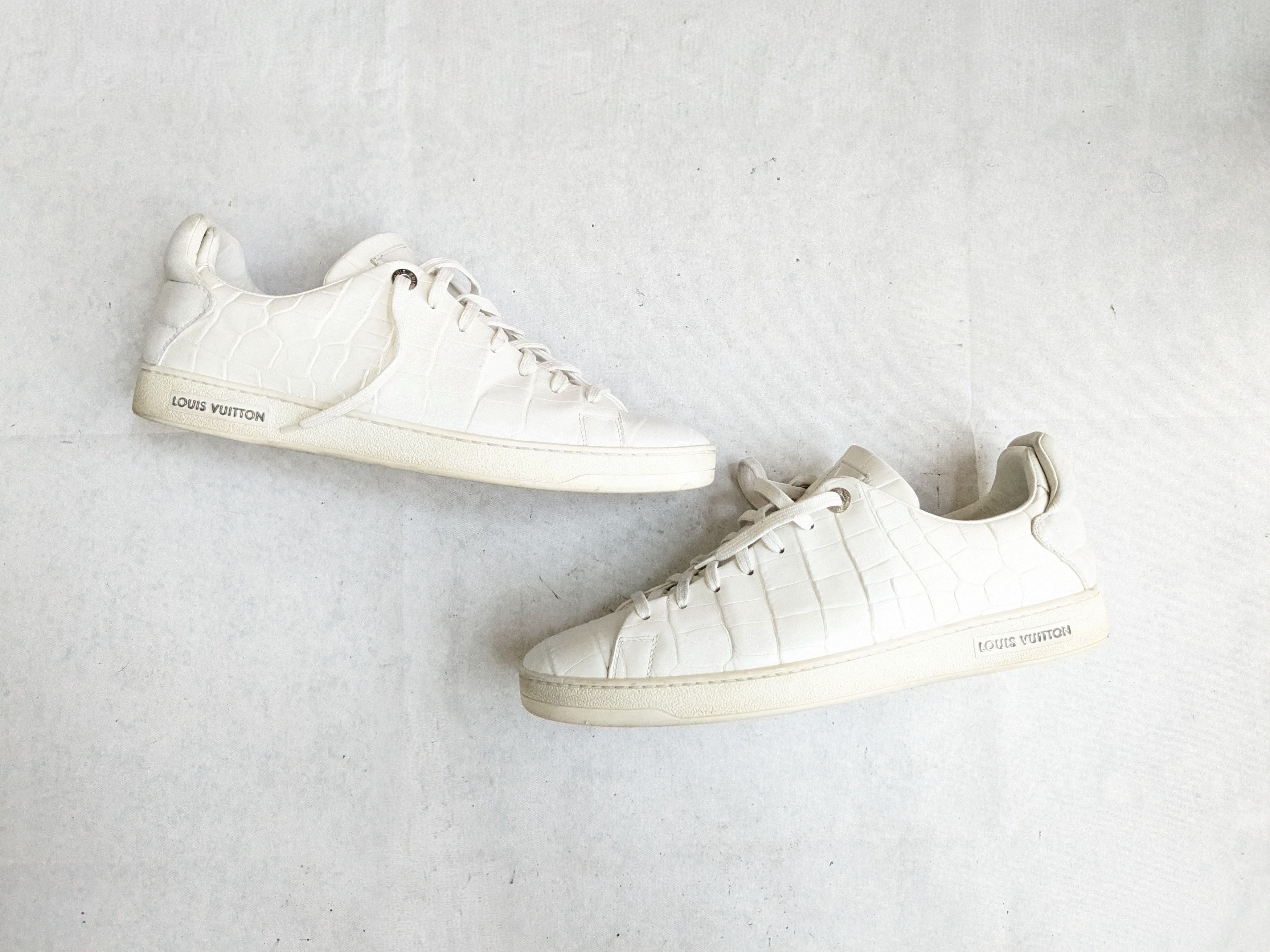 Louis Vuitton Louis Vuitton Frontrow Sneakers White 9 Croc Low Tops Size US 9 / EU 42 - 1 Thumbnail