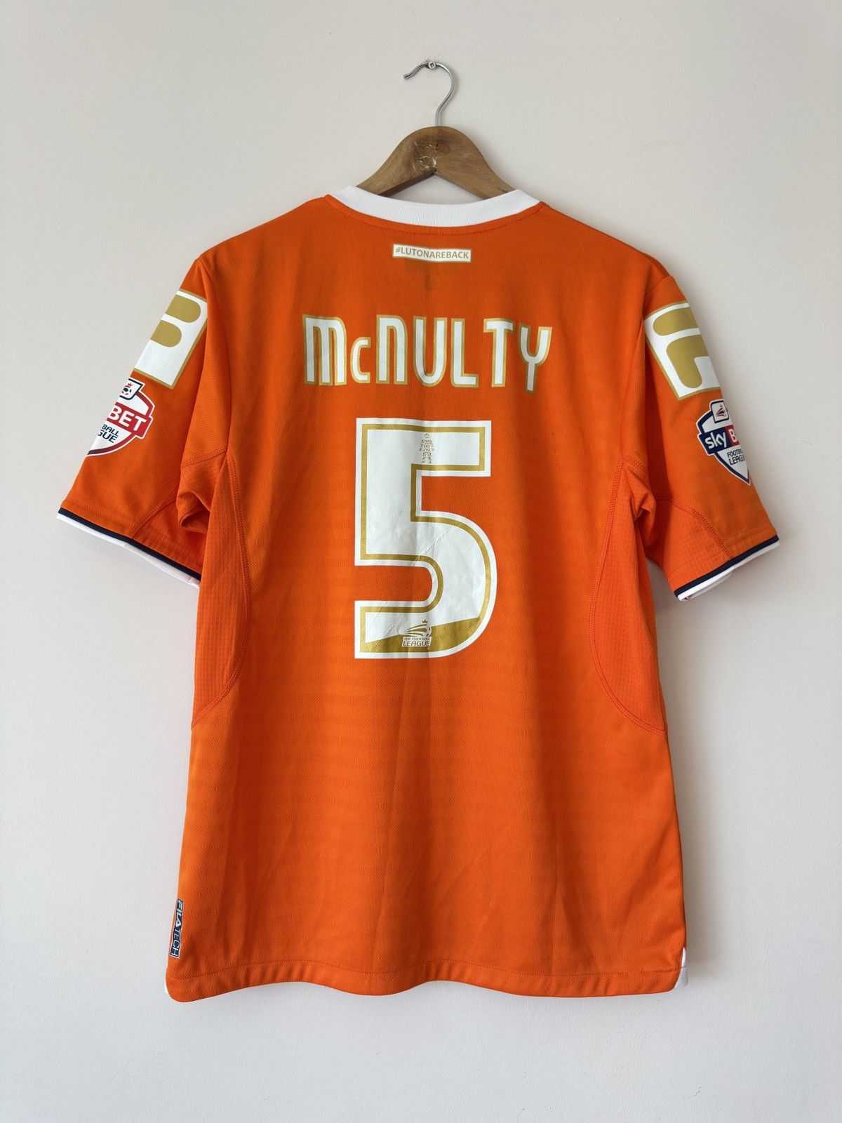 Fila McNulty #5 Luton Town 2014-2015 Home Soccer Jersey Shirt Kit Size US M / EU 48-50 / 2 - 1 Thumbnail