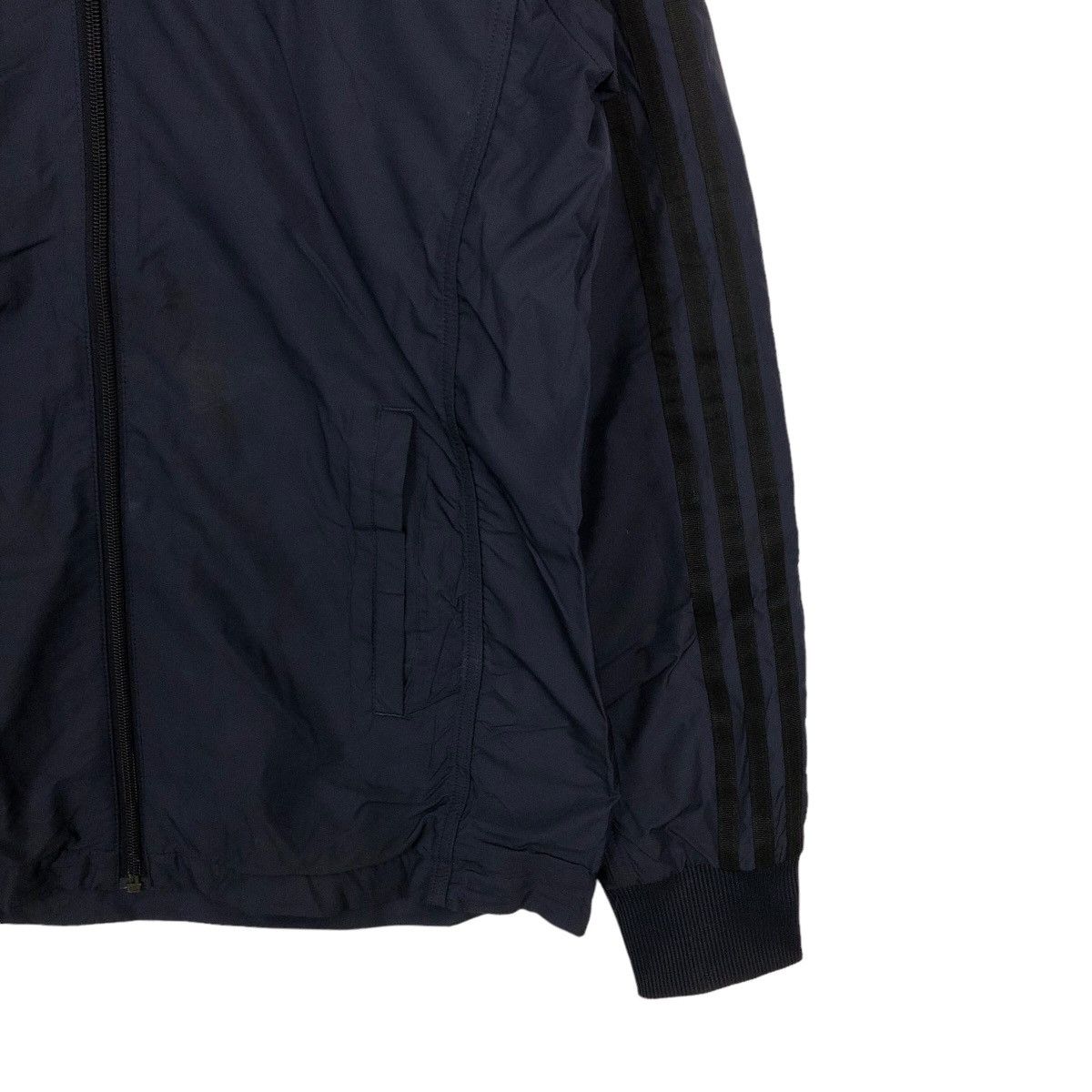Adidas 🔥VINTAGE STRIPED ADIDAS JACKET WATERPROOF Size US M / EU 48-50 / 2 - 4 Thumbnail