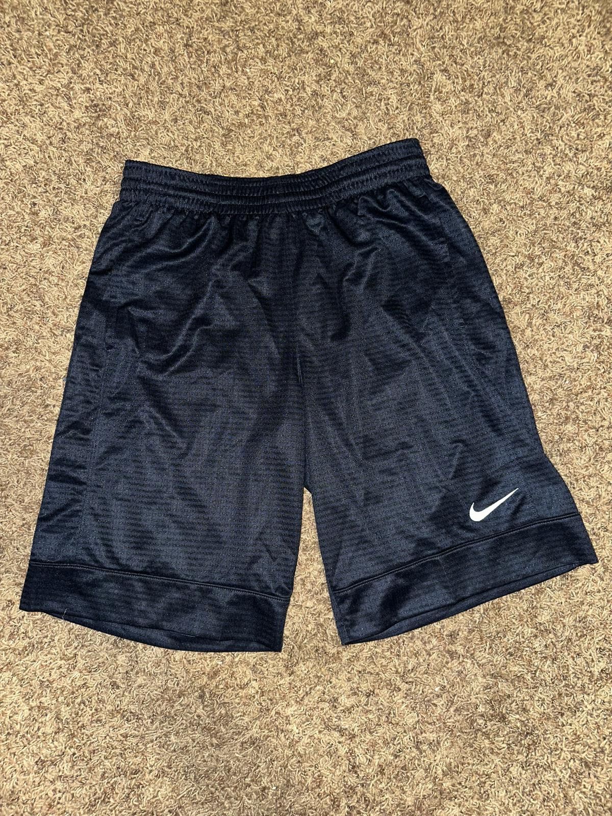 Nike Nike Men’s Fastbreak Red 10" Basketball Shorts Size US 30 / EU 46 - 1 Thumbnail