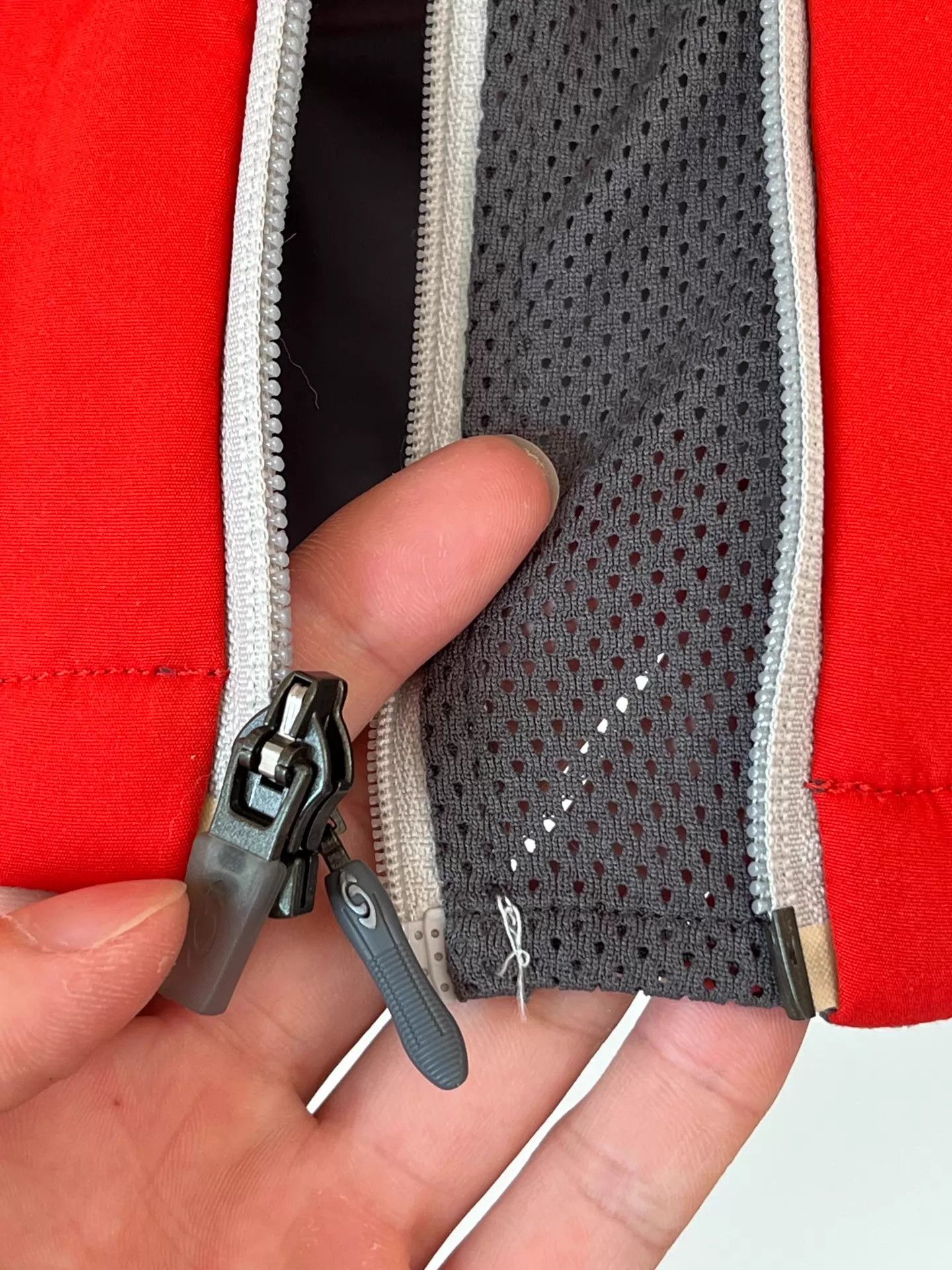 Salomon Salomon Vintage 00s Watch Pocket Jacket Size US S / EU 44-46 / 1 - 6 Thumbnail
