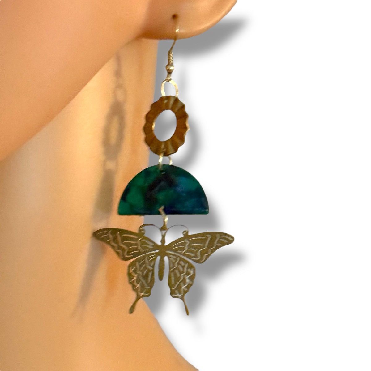 Other Gold tone butterfly dangle earrings Size ONE SIZE - 2 Thumbnail