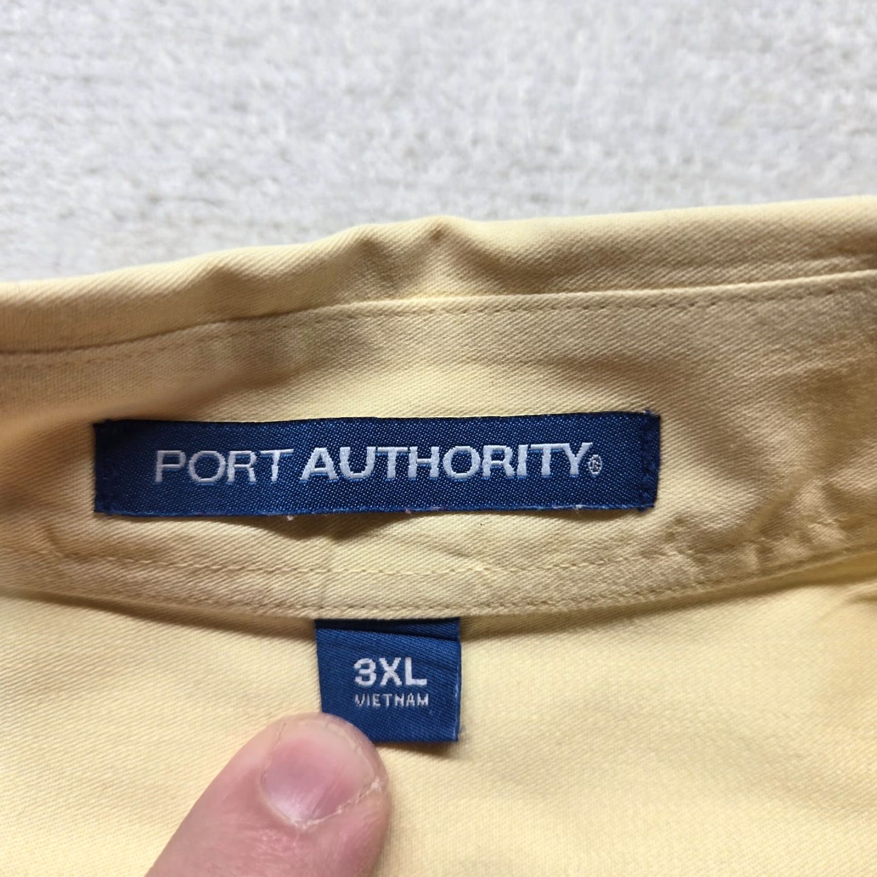 Logo 7 First Team Shirt Men 3XL Yellow Logo Button-Down Long Sleeve VA Virginia Roanoke United States? Size US XXL / EU 58 / 5 - 3 Thumbnail