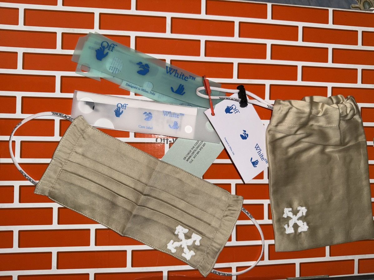 Off-White Off-White Face Mask, covering & Bag NEW! Genuine! S/M Unisex Size ONE SIZE - 2 Thumbnail
