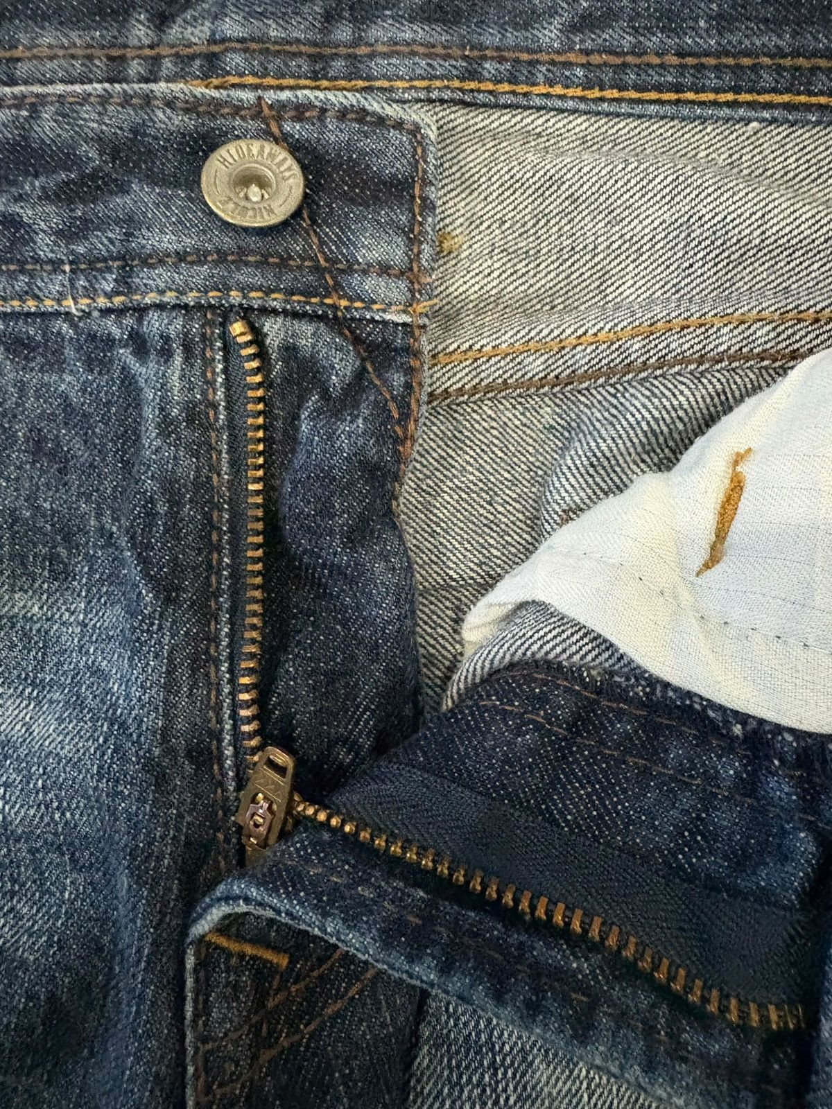 HIDEAWAYS Vintage Hideaway Nicole Crazy Fade Distressed Bootcut Jeans Size 31" - 9 Thumbnail