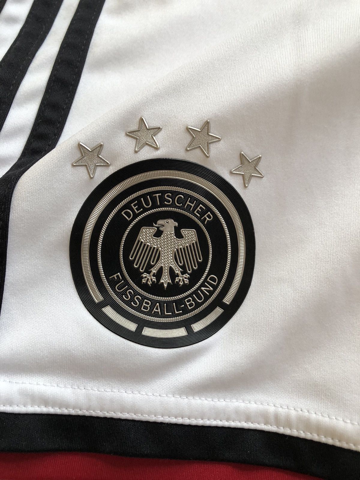 Adidas GERMANY FOOTBALL NATIONAL SOCCER TEAM SPORT SHORTS Size US 29 - 2 Thumbnail