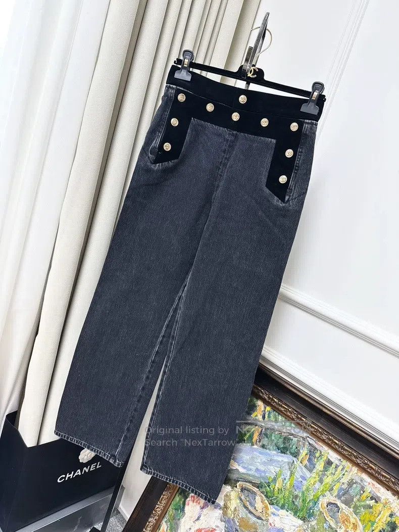 Chanel 20A black and gray velvet stitched denim trousers