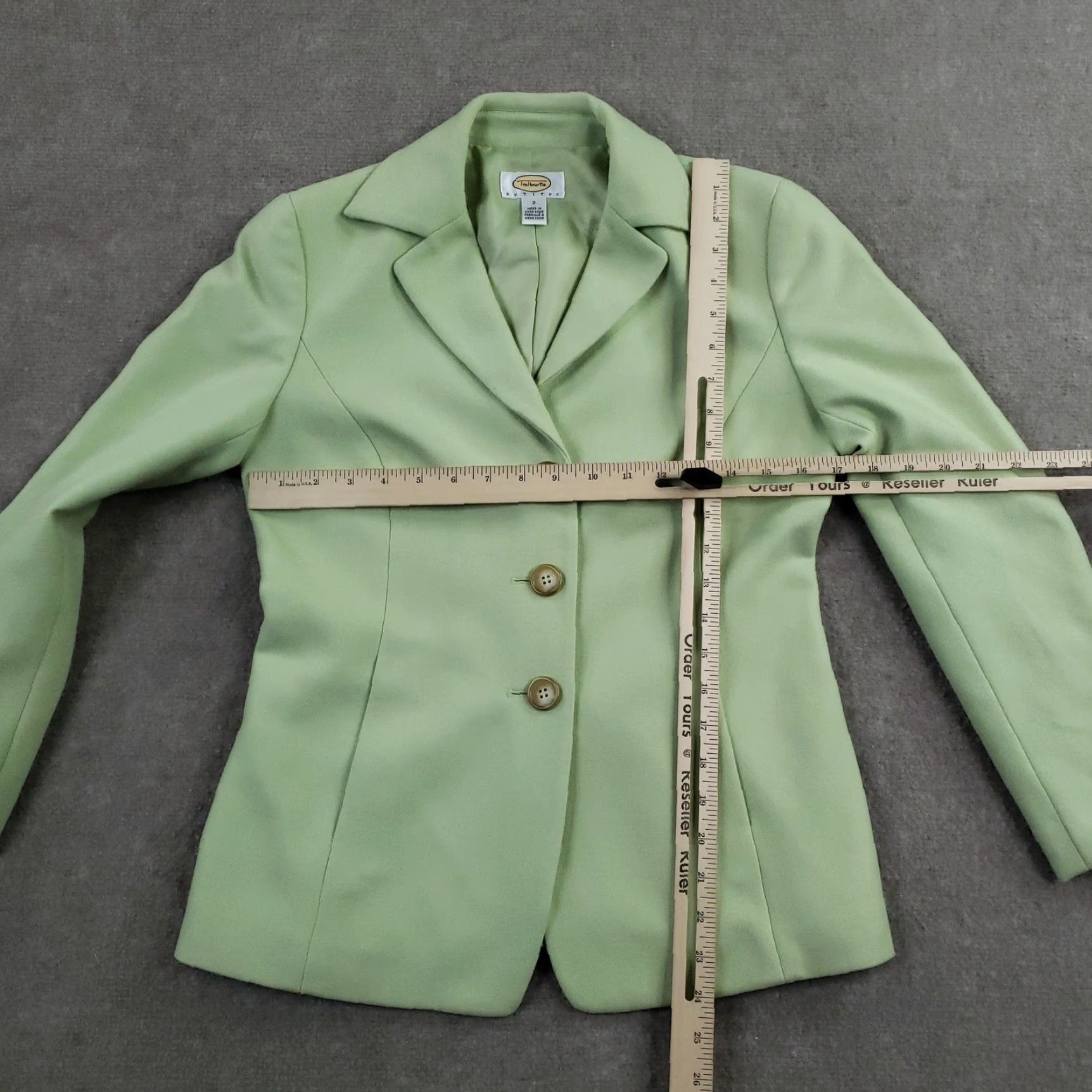 Talbots VINTAGE Talbots Blazer Womens Petites Size 2 Green Wool Cashmere Lined Button Short Sleeve Collared Slim Women Business Blazer Size XS / US 0-2 / IT 36-38 - 2 Thumbnail