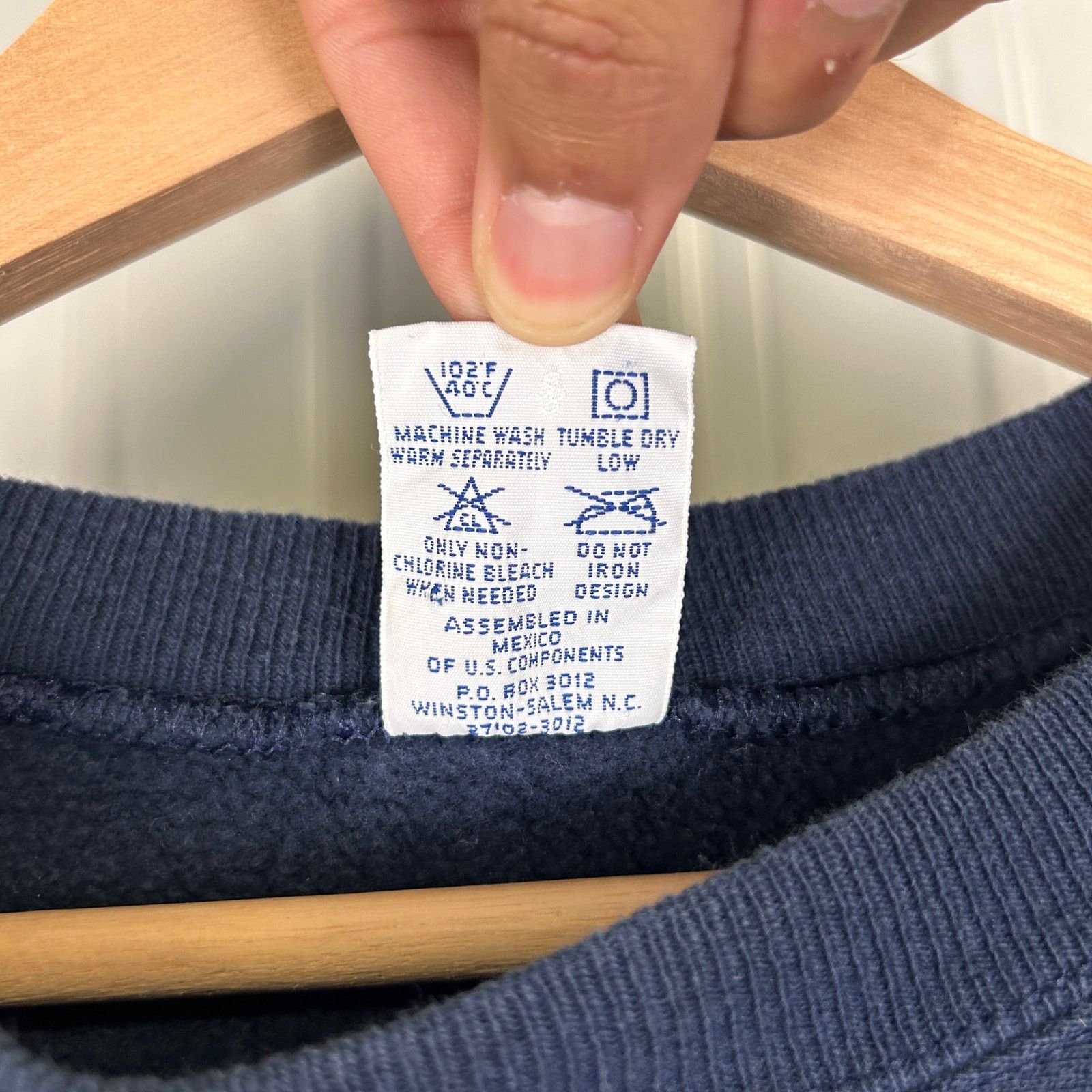 Champion Champion Reverse Weave XL 90s Navy Heavyweight Crewneck Size US XL / EU 56 / 4 - 5 Thumbnail