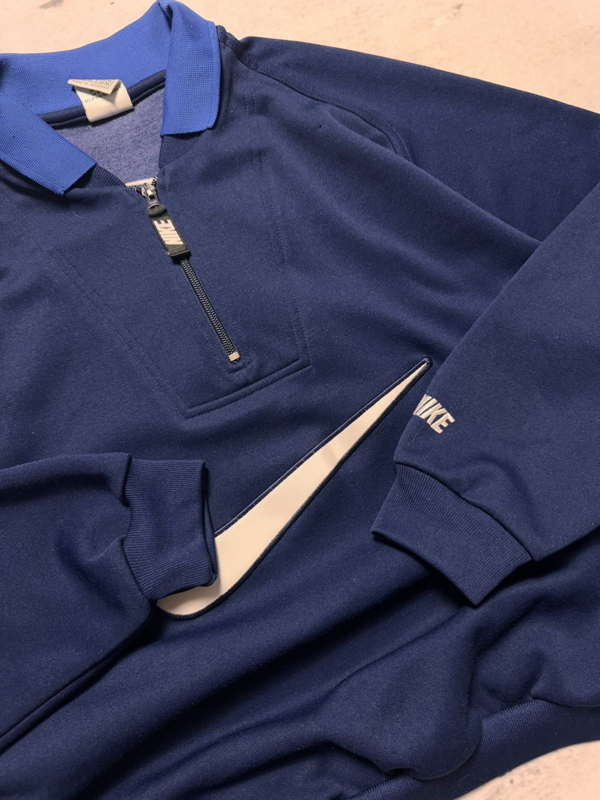 Nike × Vintage NIKE VINTAGE CENTER LOGO OVERSIZE BOXY SWEATSHIRT Size US M / EU 48-50 / 2 - 5 Thumbnail