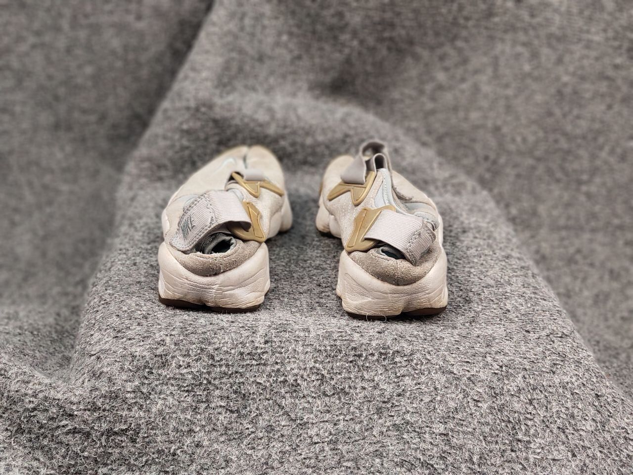 Nike Vintage Nike Air Rift Japan Split Tab Running Shoes Sneaker Size US 5 / EU 37 - 7 Thumbnail