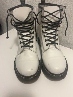 Dr. Martens white doc marten boots Size US 9 / IT 39 - 1 Thumbnail