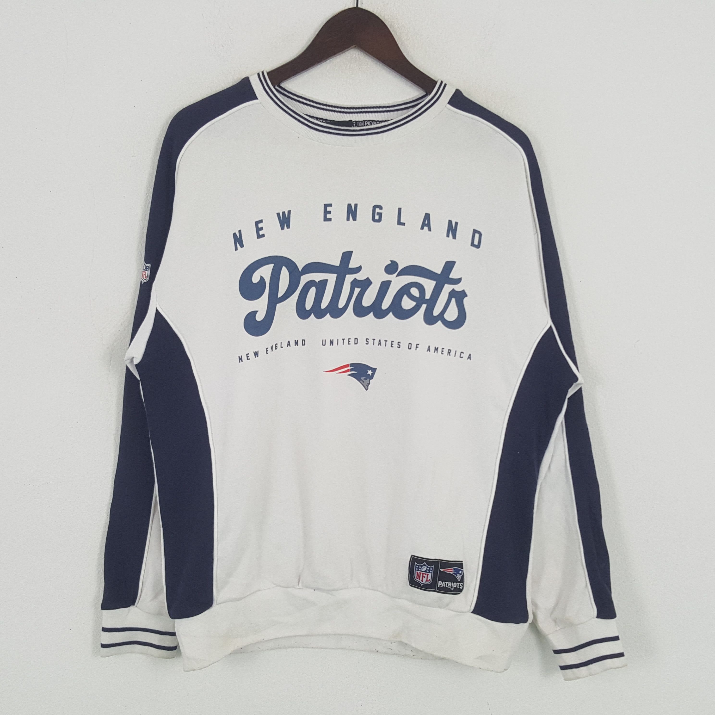 NFL × Vintage Vintage NFL New England Patriots Sweatshirt Size US M / EU 48-50 / 2 - 1 Thumbnail