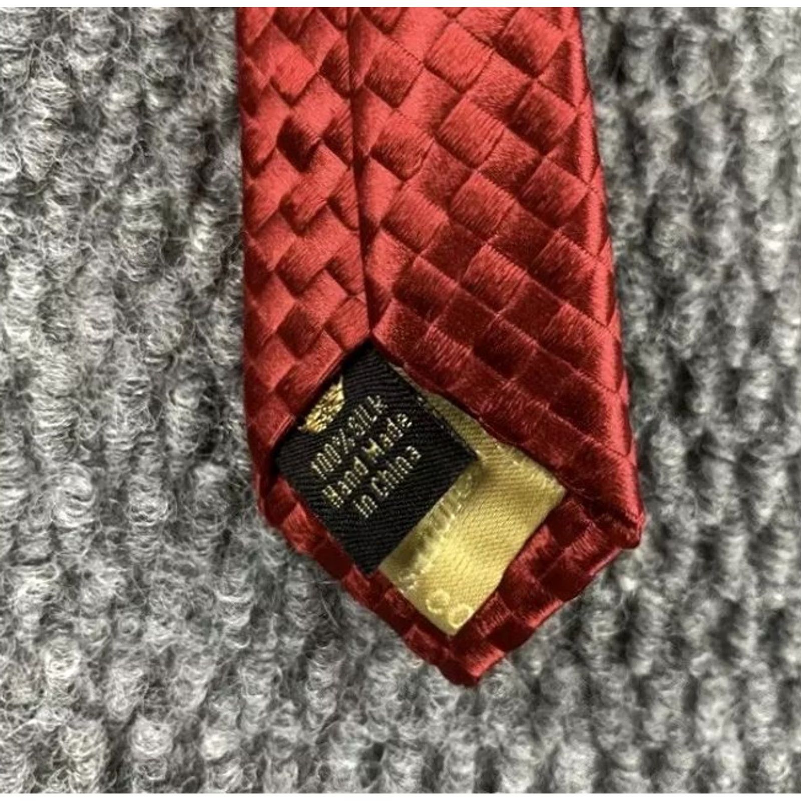 Countess Mara Countess Mara Men’s Luxury Red Woven 100% Silk Tie EUC Embroidered Crown Logo Size ONE SIZE - 6 Thumbnail