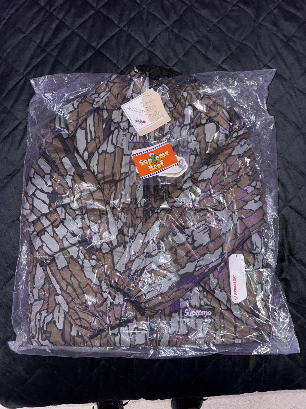 Supreme SUPREME WINDSTOPPER® INSULATED HOODED JACKET CAMO SIZE M Size US M / EU 48-50 / 2 - 7 Thumbnail
