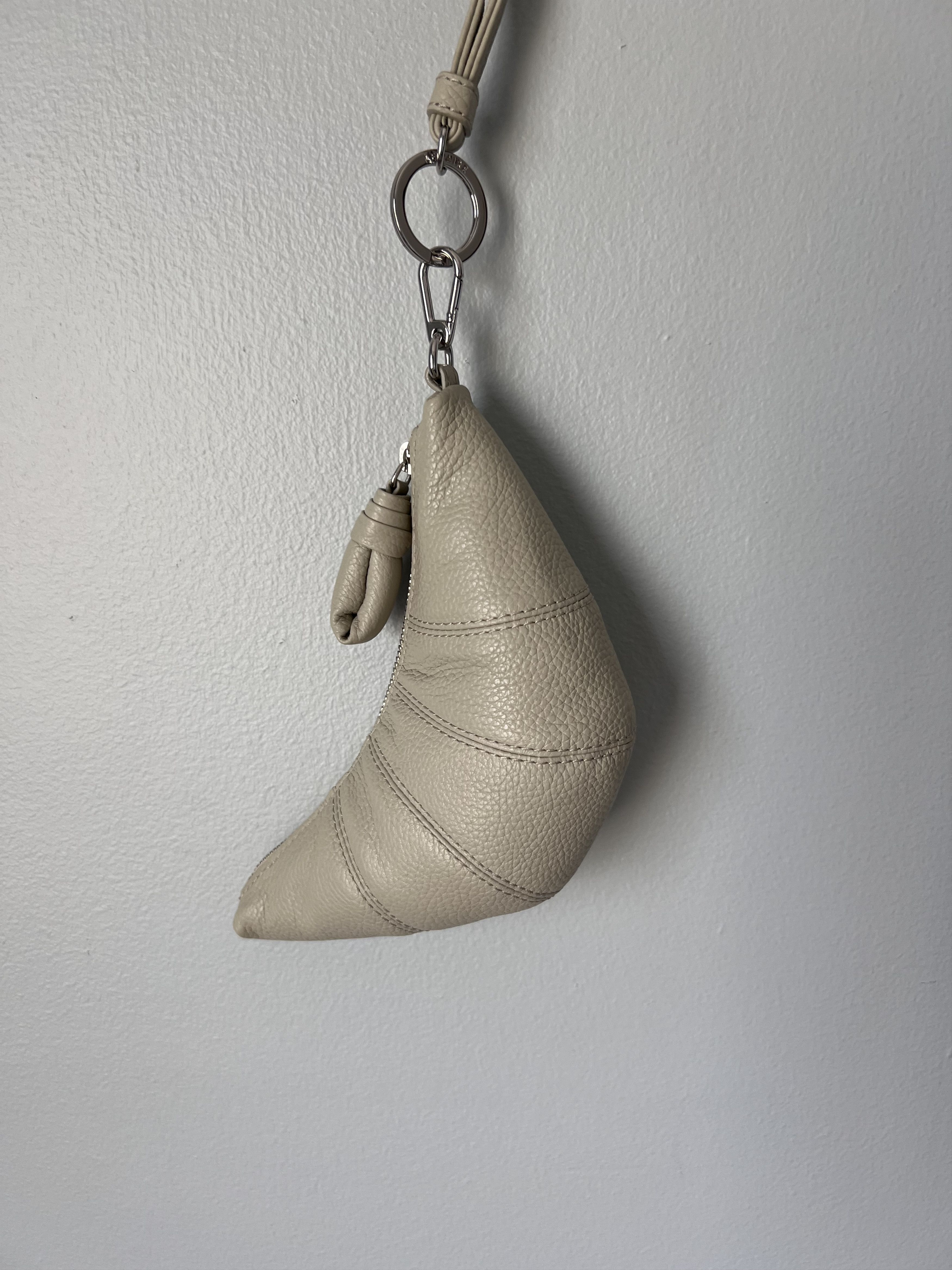 Lemaire Lemaire Croissant Coin Purse Necklace in Light Sage Size ONE SIZE - 3 Thumbnail