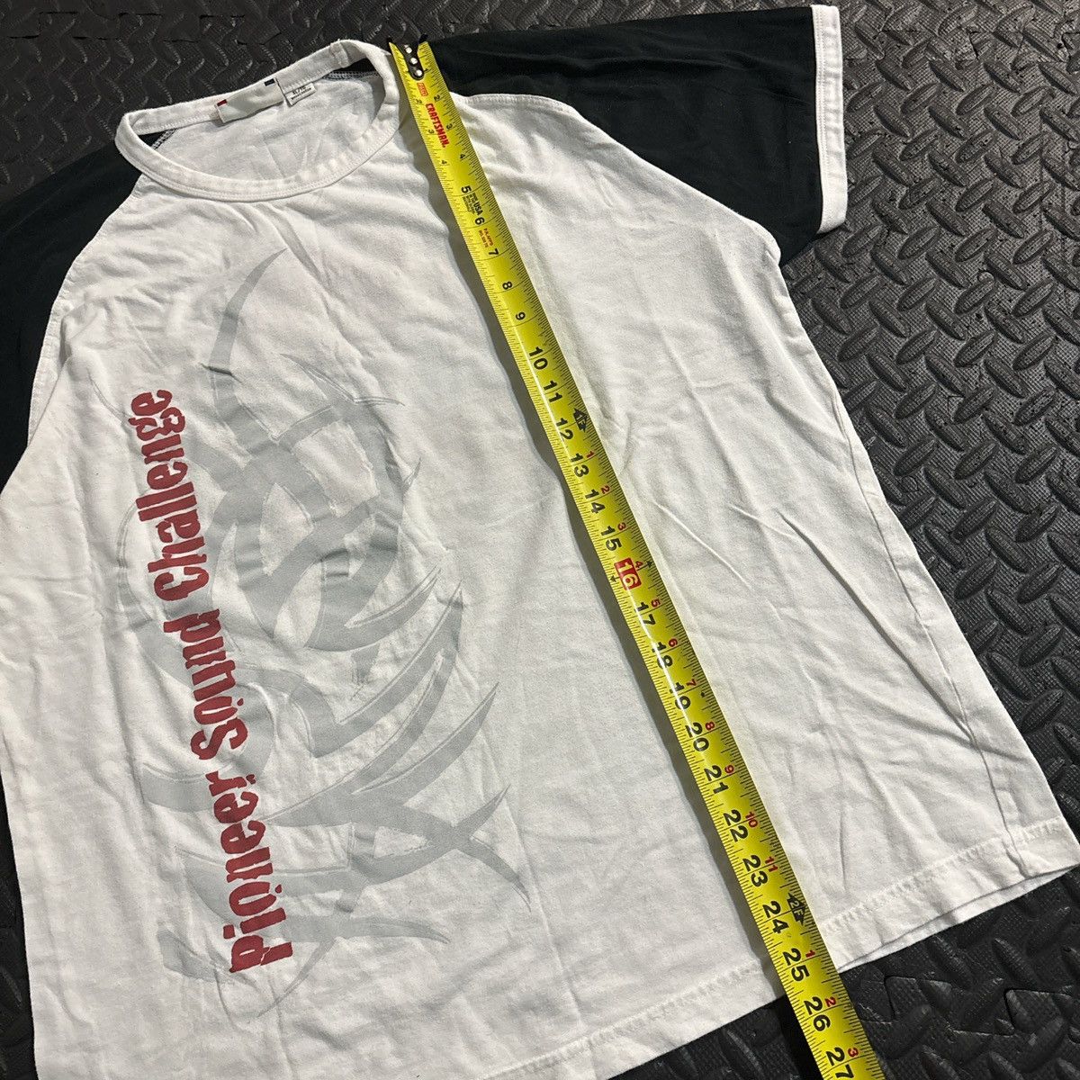 Other 2000’s Pioneer Sound Challenge white and black tee Size US L / EU 52-54 / 3 - 4 Thumbnail