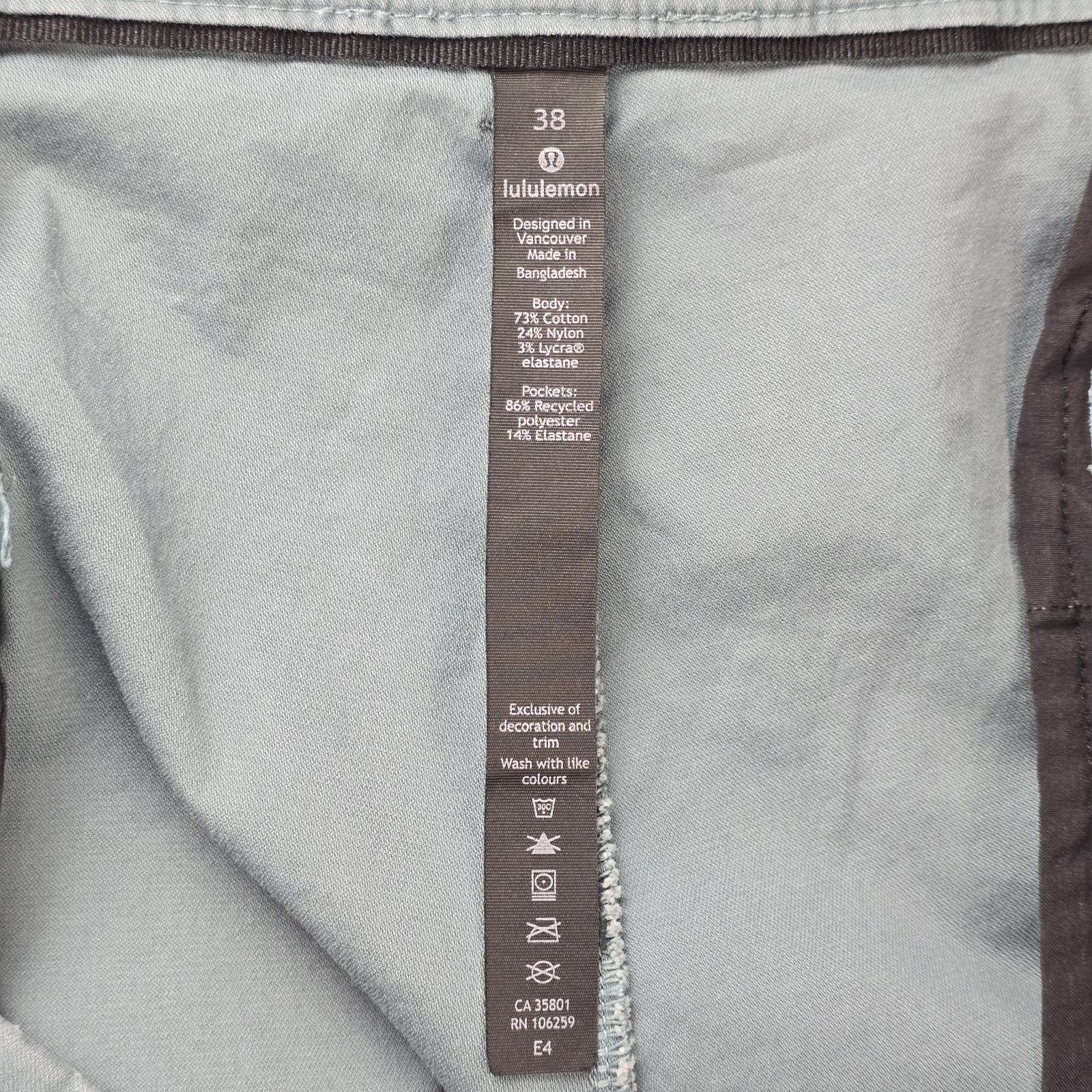 Lululemon Lululemon Shorts Mens 38 Blue Commission Short classic 9" Size US 38 / EU 54 - 6 Thumbnail