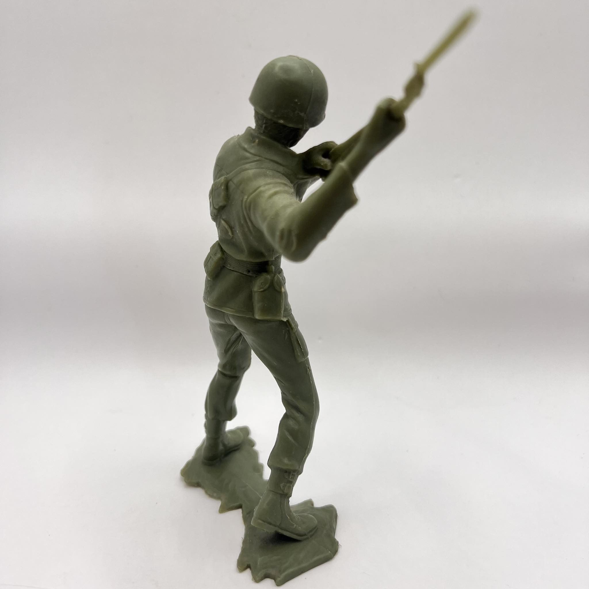 Vintage Tall Vintage Soviet Army Green Plastic Toy Soldier For Kids Size ONE SIZE - 7 Thumbnail