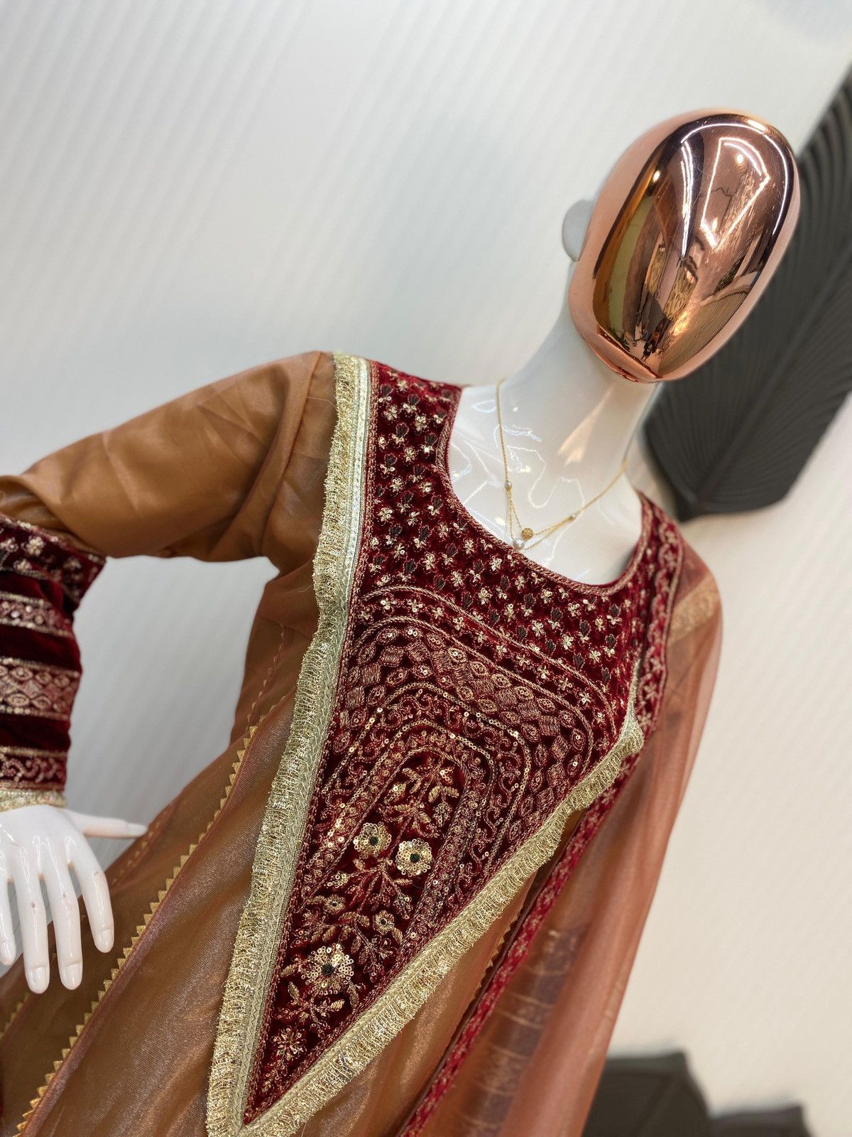Vintage NEW DESIGNER STYLE FLAILED KALI SUIT PANT WITH DUPATTA Size ONE SIZE - 9 Thumbnail