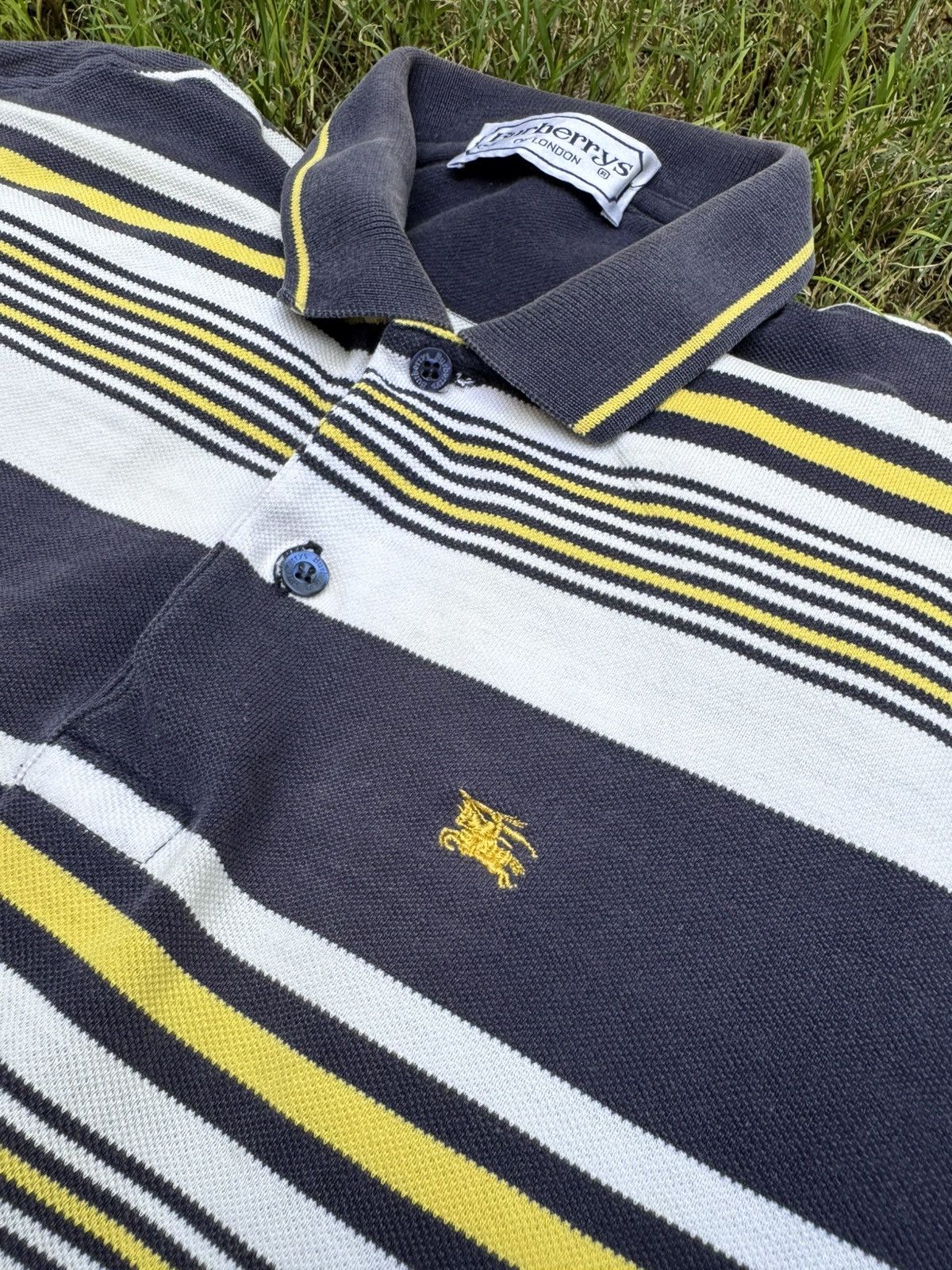 Burberry Burberry London Mesh Striped Polo Shirt Vintage Size US L / EU 52-54 / 3 - 6 Thumbnail