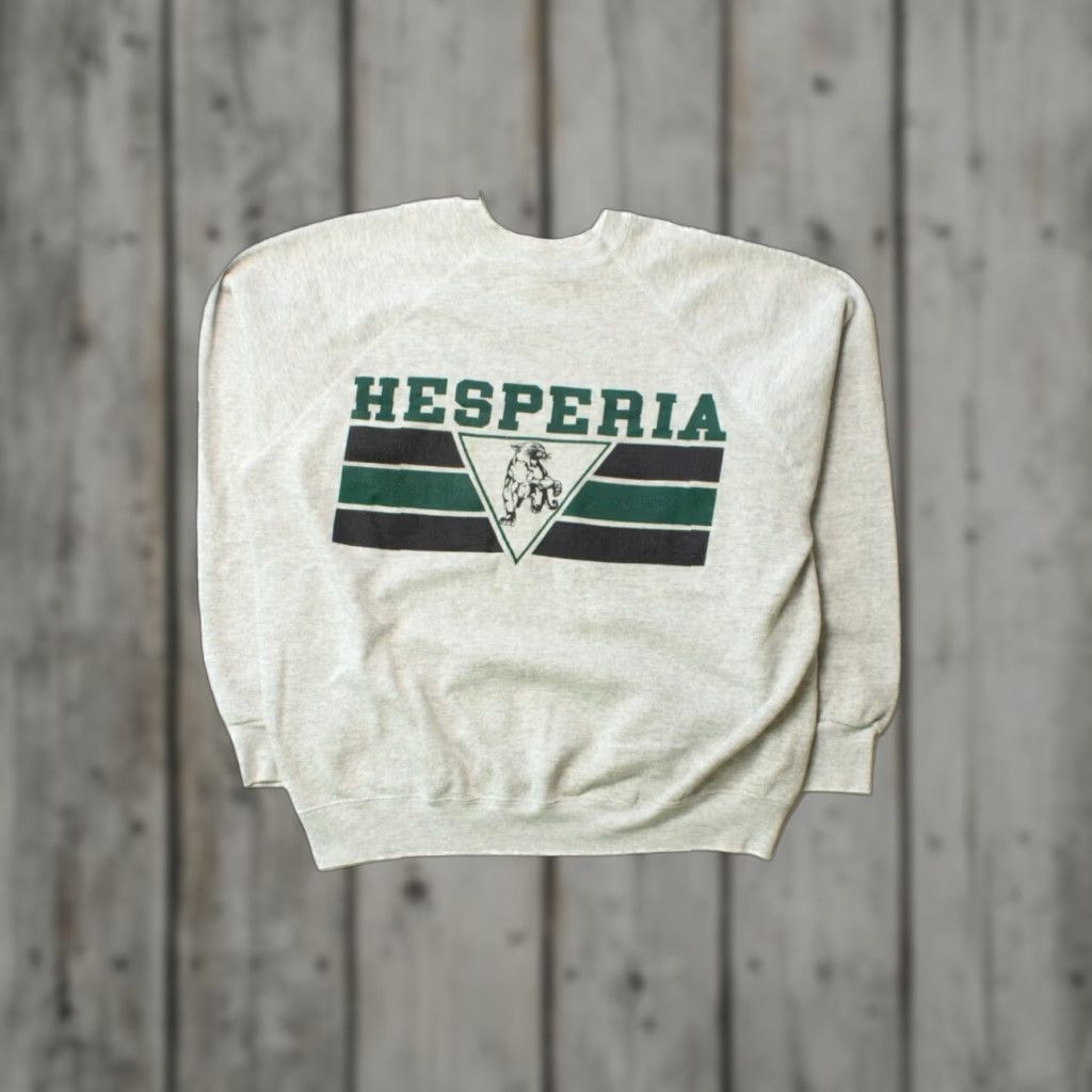 X-LARGE VINTAGE 1990s Hesperia Sweatshirt Gray X-Large Graphic Crewneck Pullover Unisex Adults Men Women Size US XL / EU 56 / 4 - 1 Thumbnail