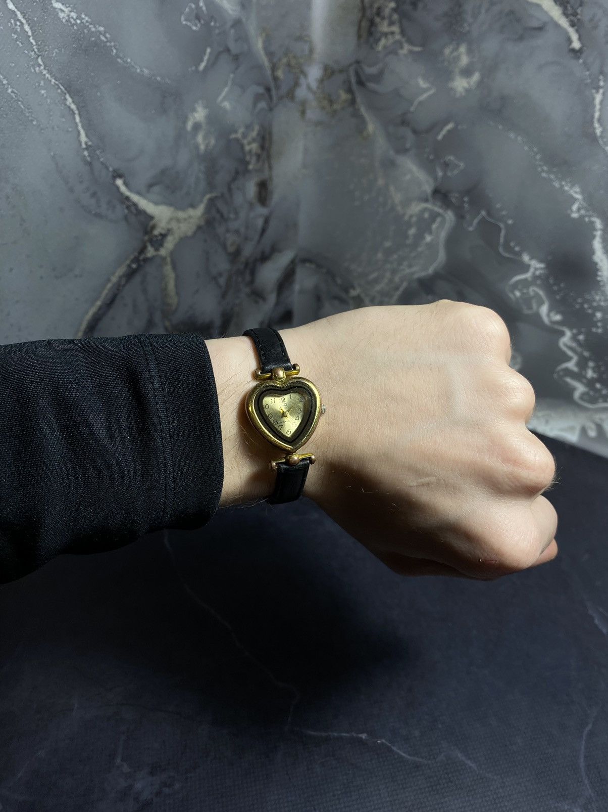 Vintage Heart-Shaped Vintage Watch Gold Black Design japanese brand Size ONE SIZE - 1 Thumbnail