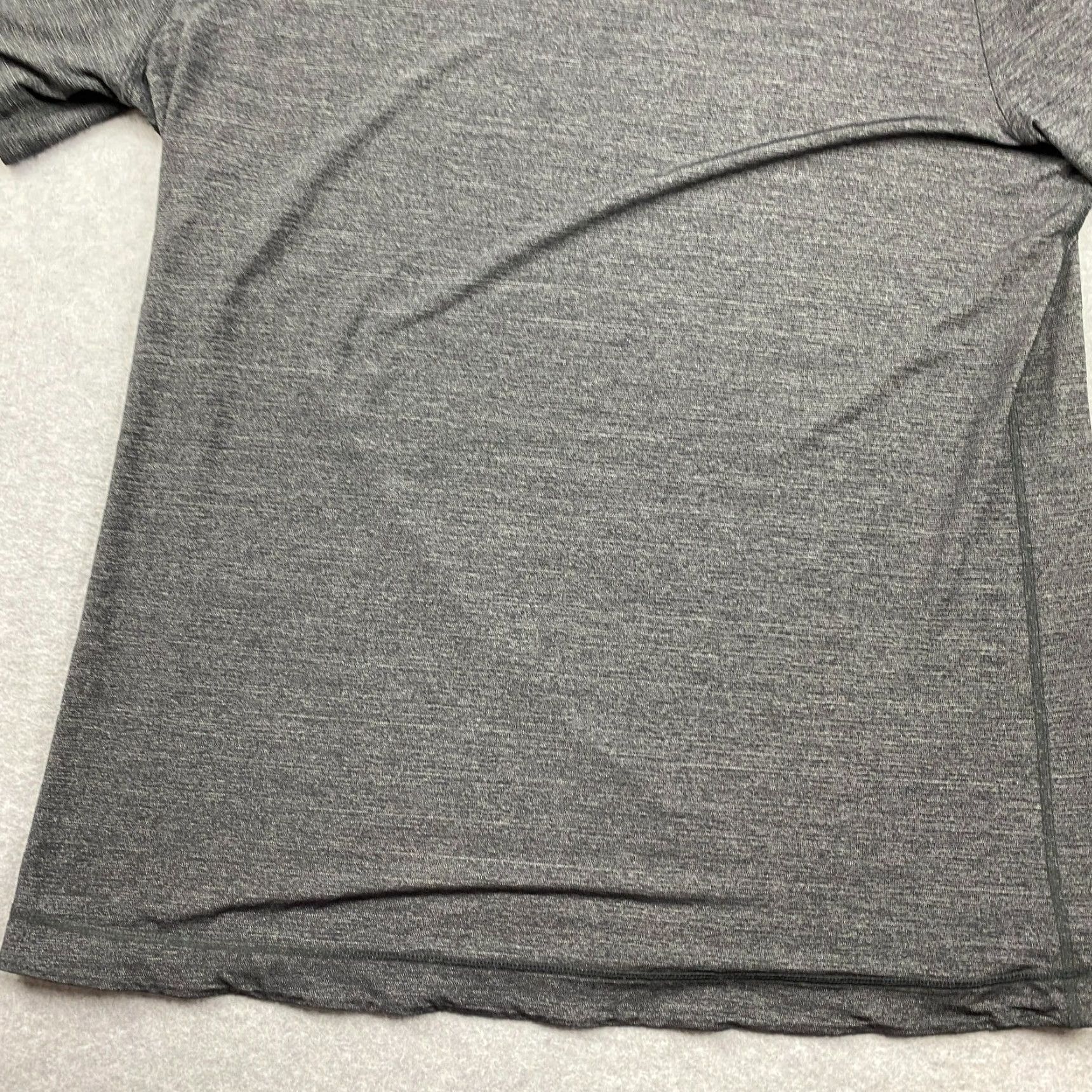 Lululemon Lululemon Shirt Mens * XL Heather Gray Pullover Short Sleeve Octagon Logo Active Size US XL / EU 56 / 4 - 7 Thumbnail
