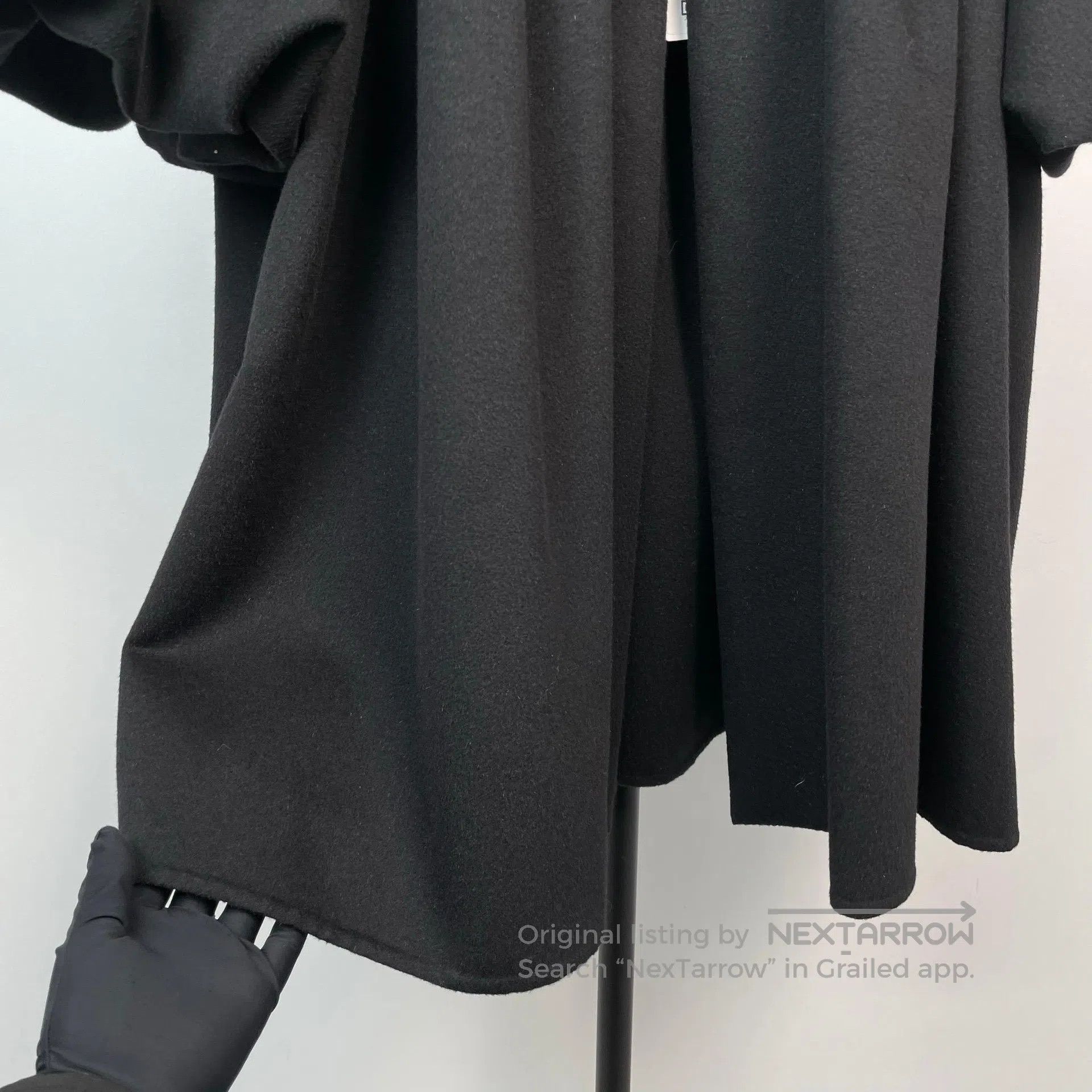 Valentino Valentino Black Doll-style Three-dimensional Puff Sleeve W Size M / US 6-8 / IT 42-44 - 4 Thumbnail